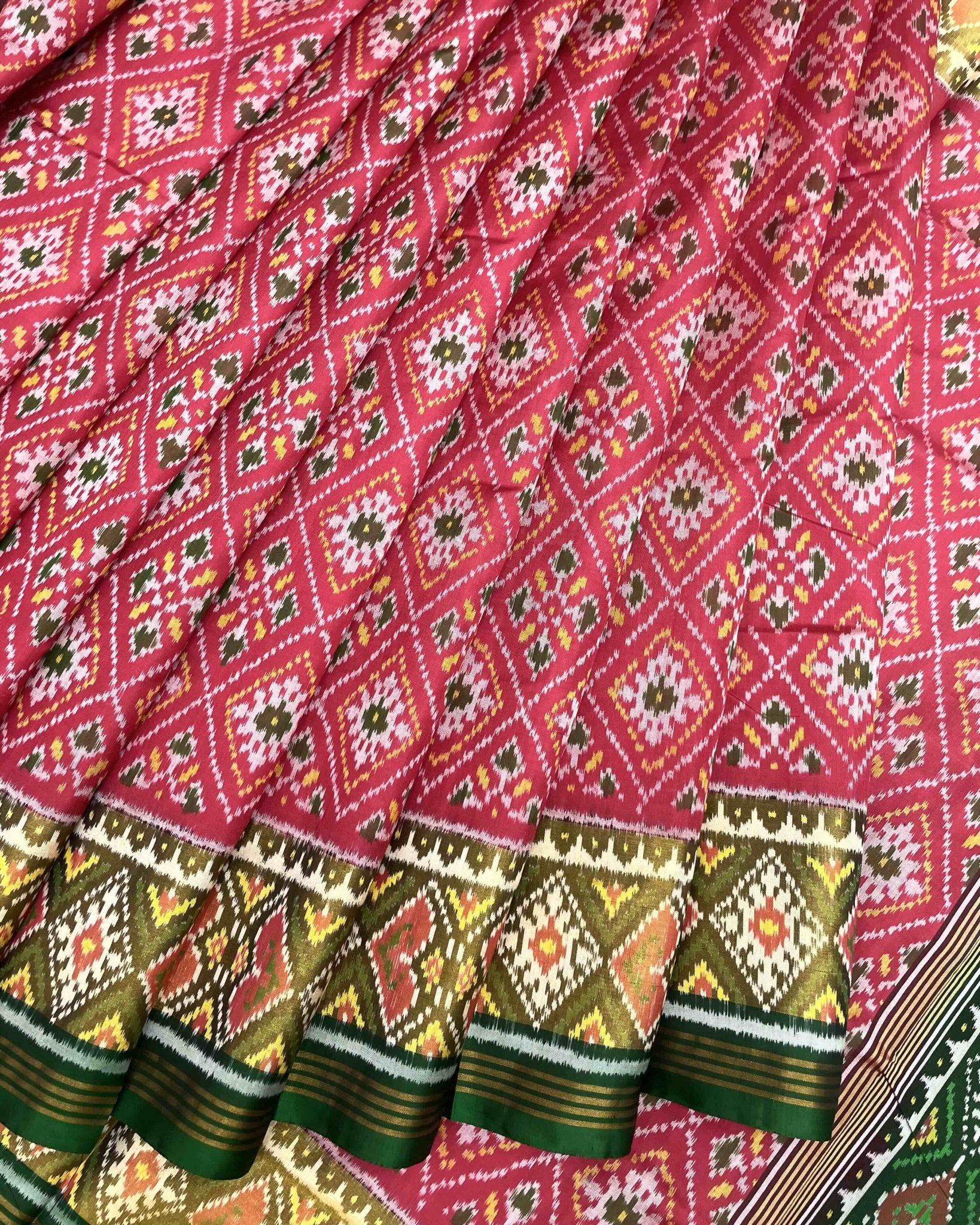 Green & Red Pink Panchanda Patola Saree - SindhoiPatolaArt