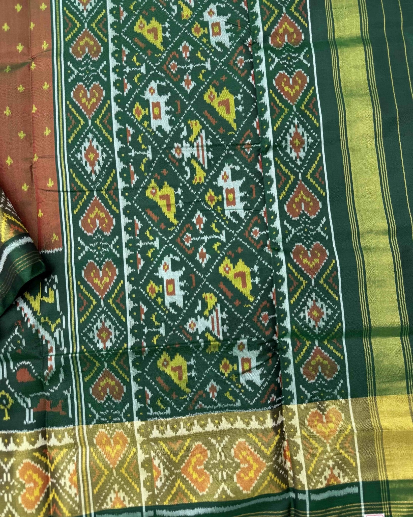 Green & Rust Doted with Peacock Scut Border Patola Saree - SindhoiPatolaArt