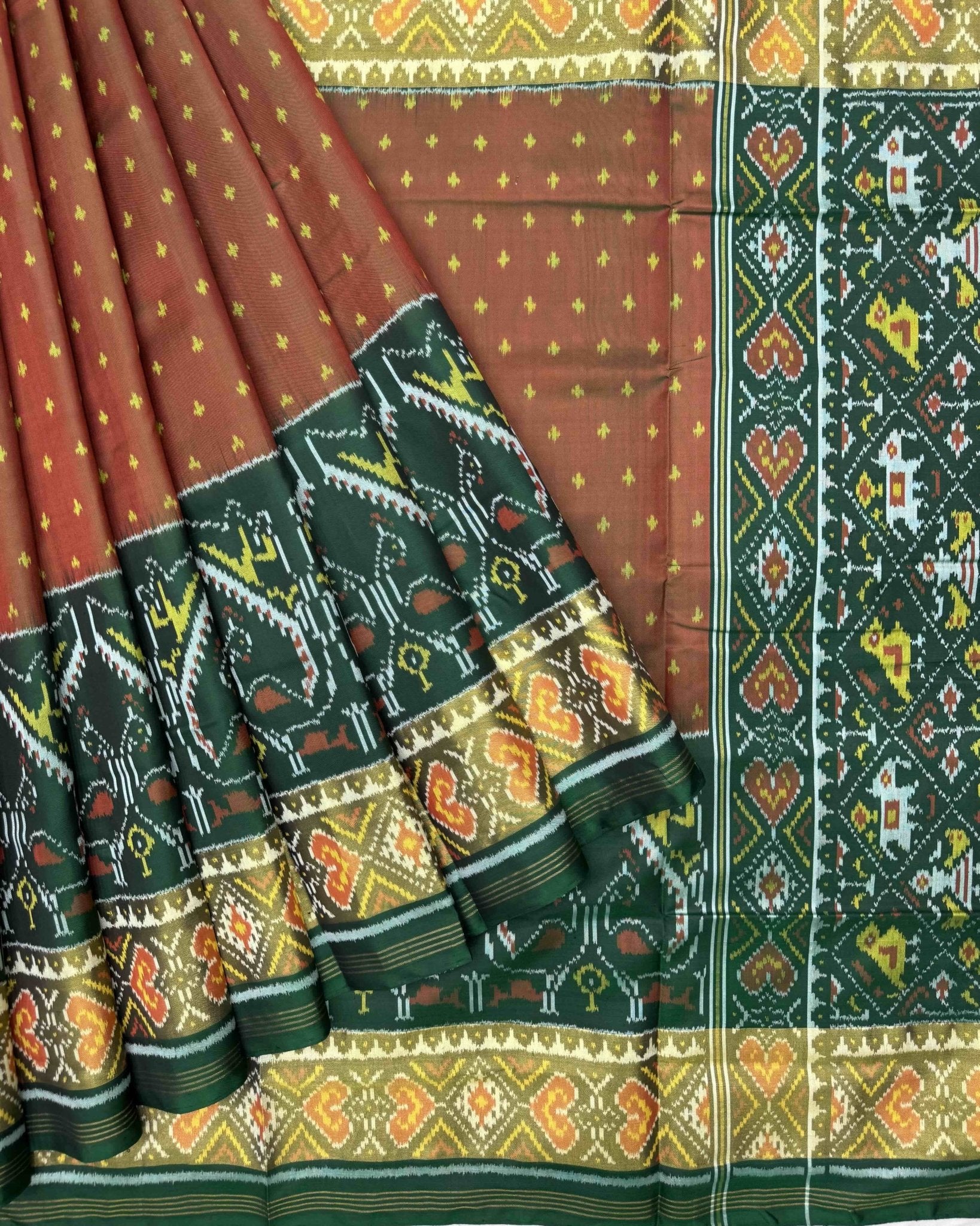 Green & Rust Doted with Peacock Scut Border Patola Saree - SindhoiPatolaArt
