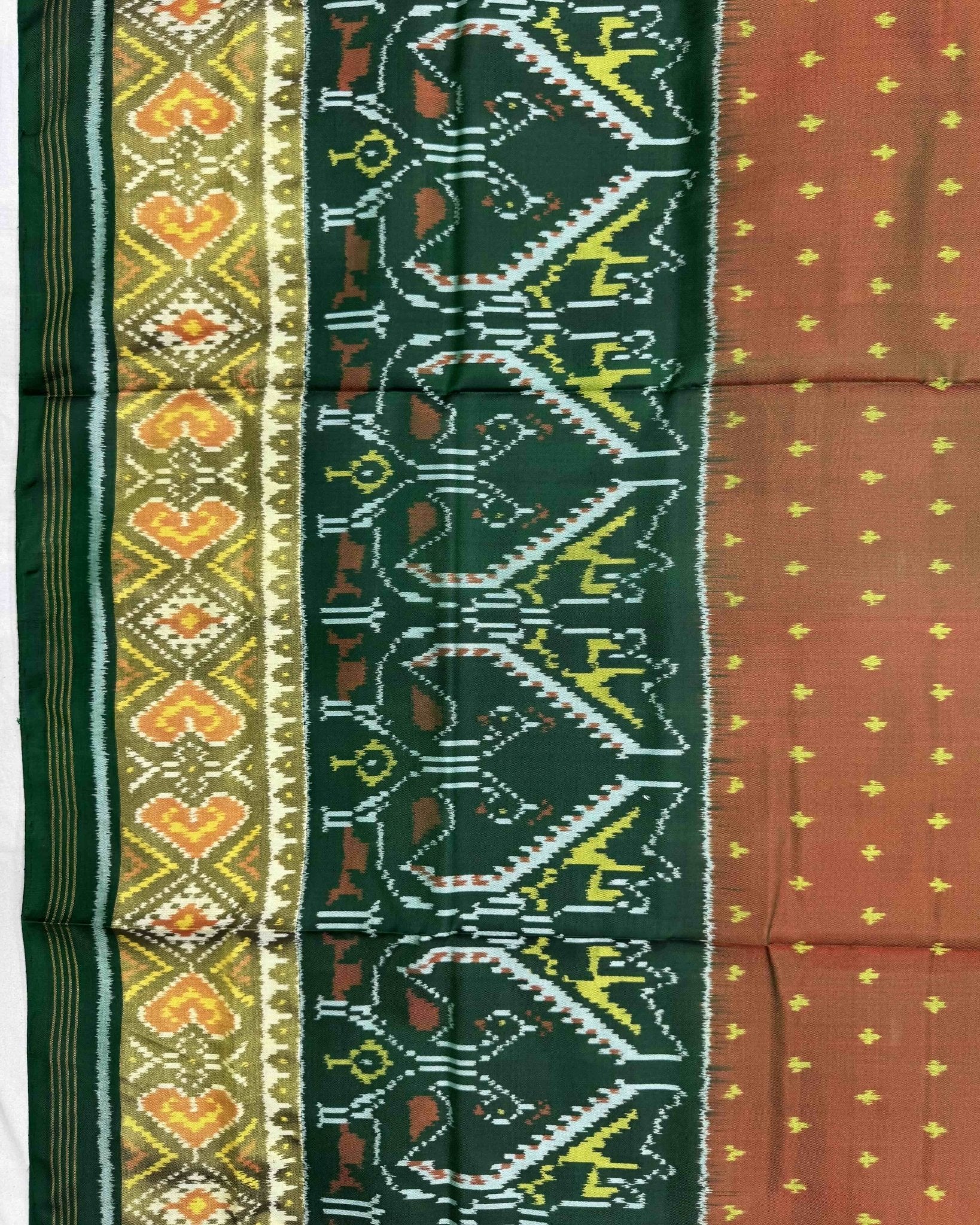 Green & Rust Doted with Peacock Scut Border Patola Saree - SindhoiPatolaArt