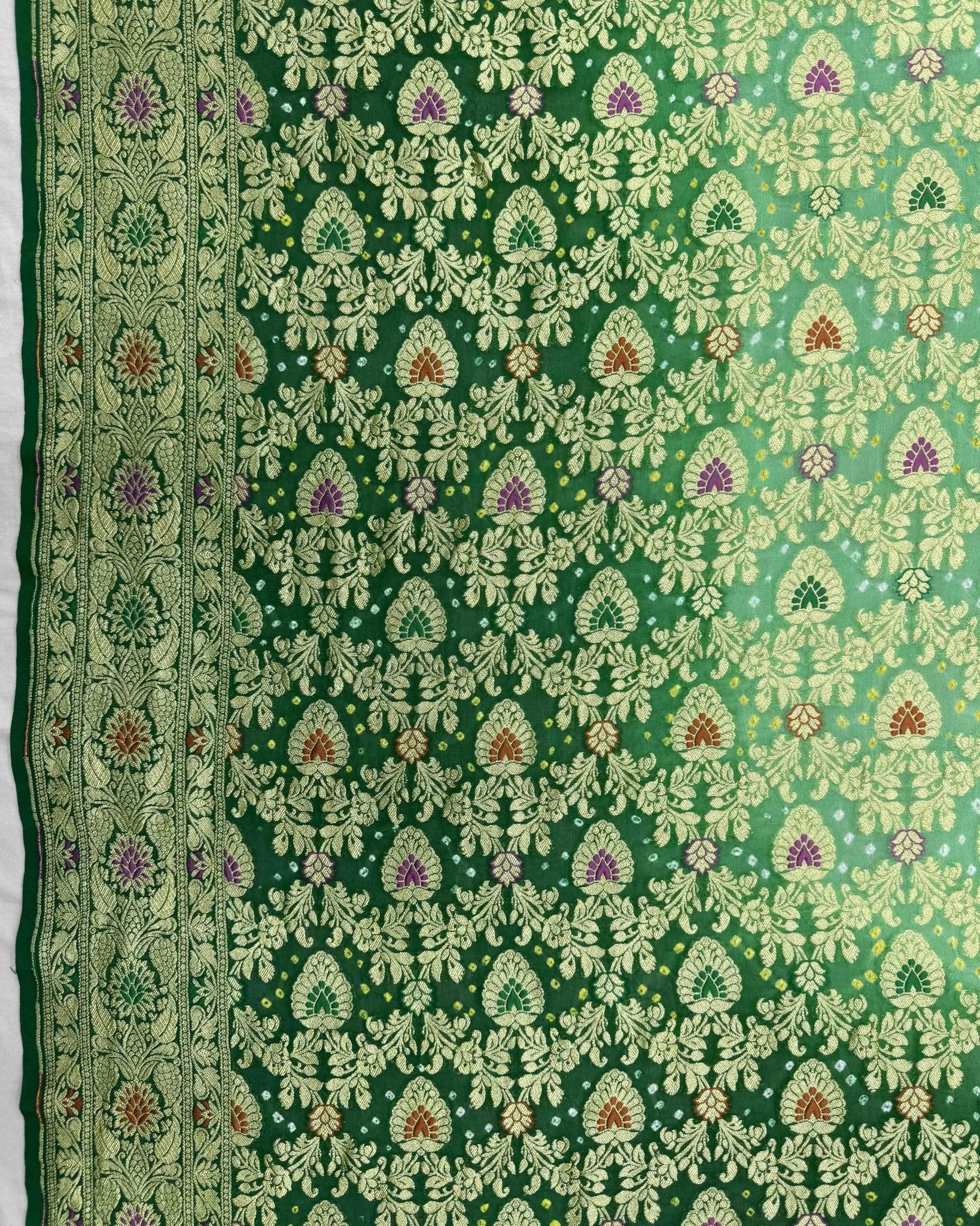 Green Shaded Banarasi Georgette Bandhani Saree - SindhoiPatolaArt