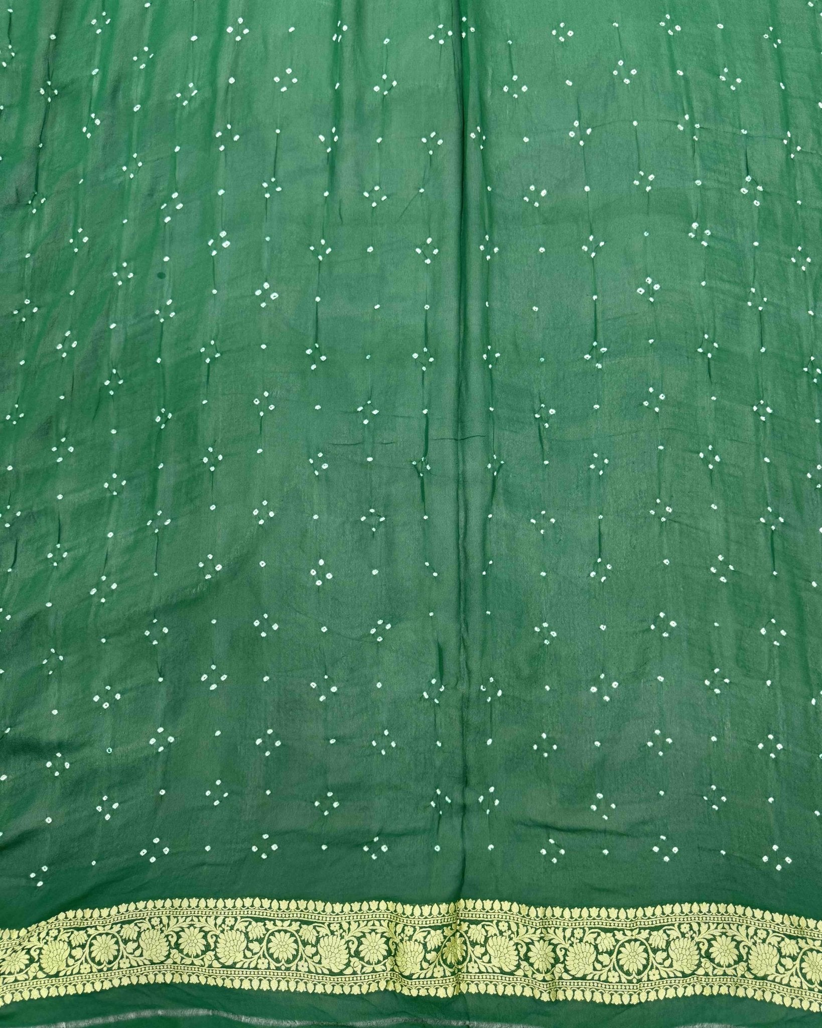 Green Shaded Georgette Bandhani Saree - SindhoiPatolaArt