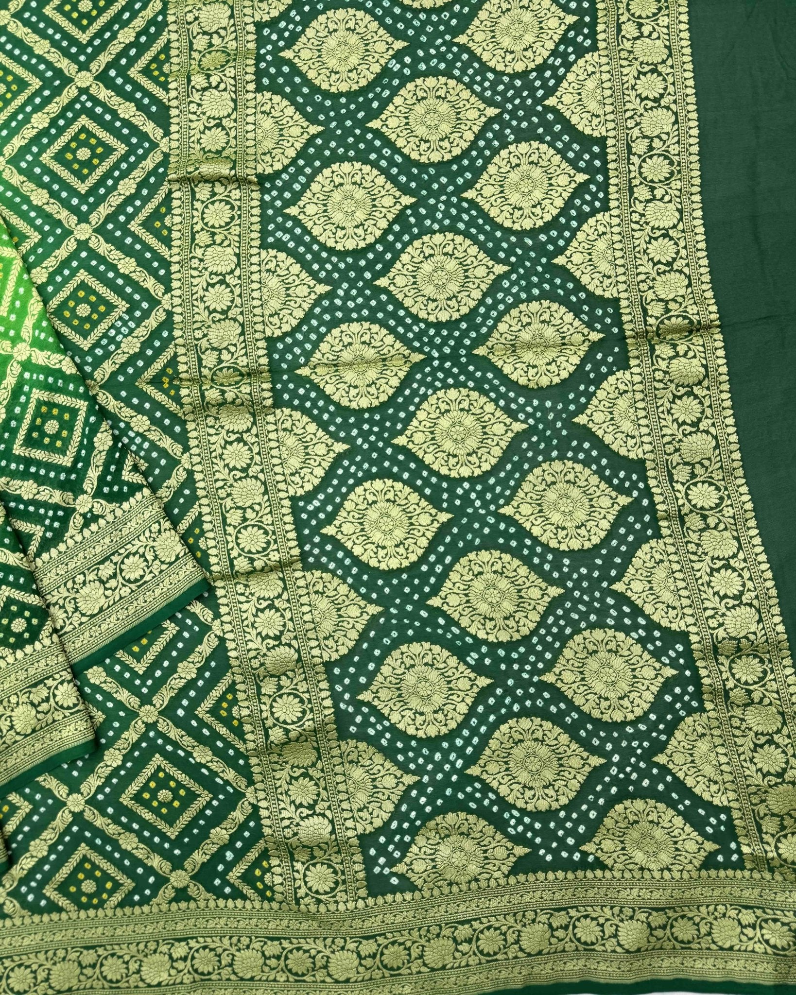 Green Shaded Georgette Bandhani Saree - SindhoiPatolaArt