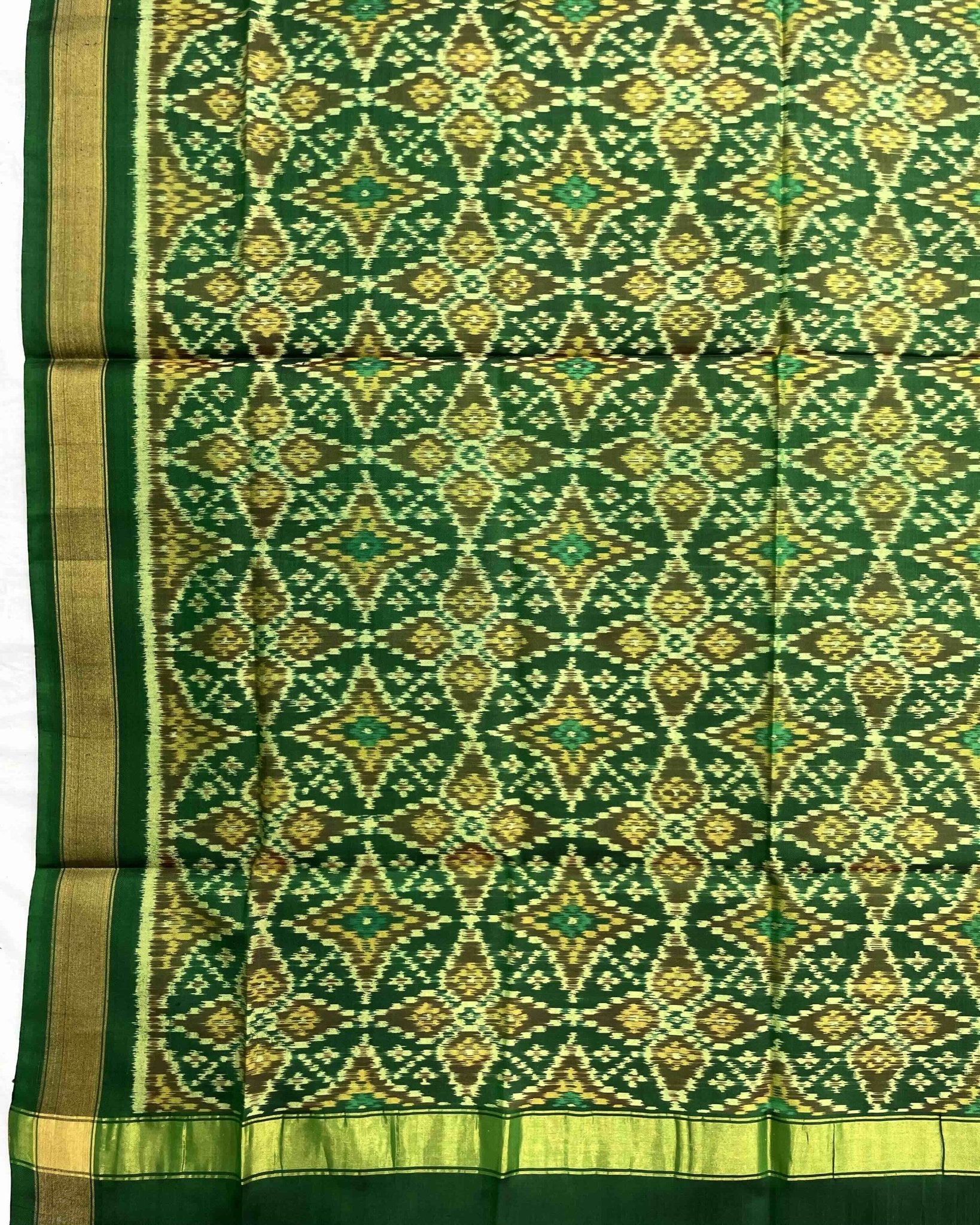 Green Solsitara Design Patola Dupatta - SindhoiPatolaArt
