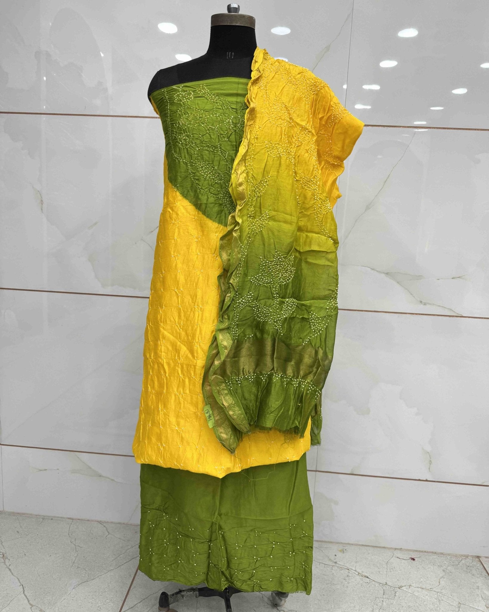 Green & Yellow Shaded Chanderi Silk Bandhani Dress Material - SindhoiPatolaArt
