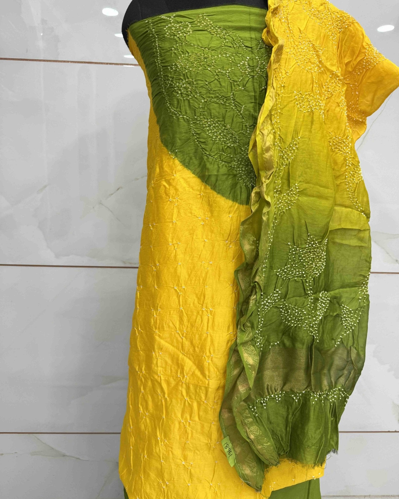 Green & Yellow Shaded Chanderi Silk Bandhani Dress Material - SindhoiPatolaArt