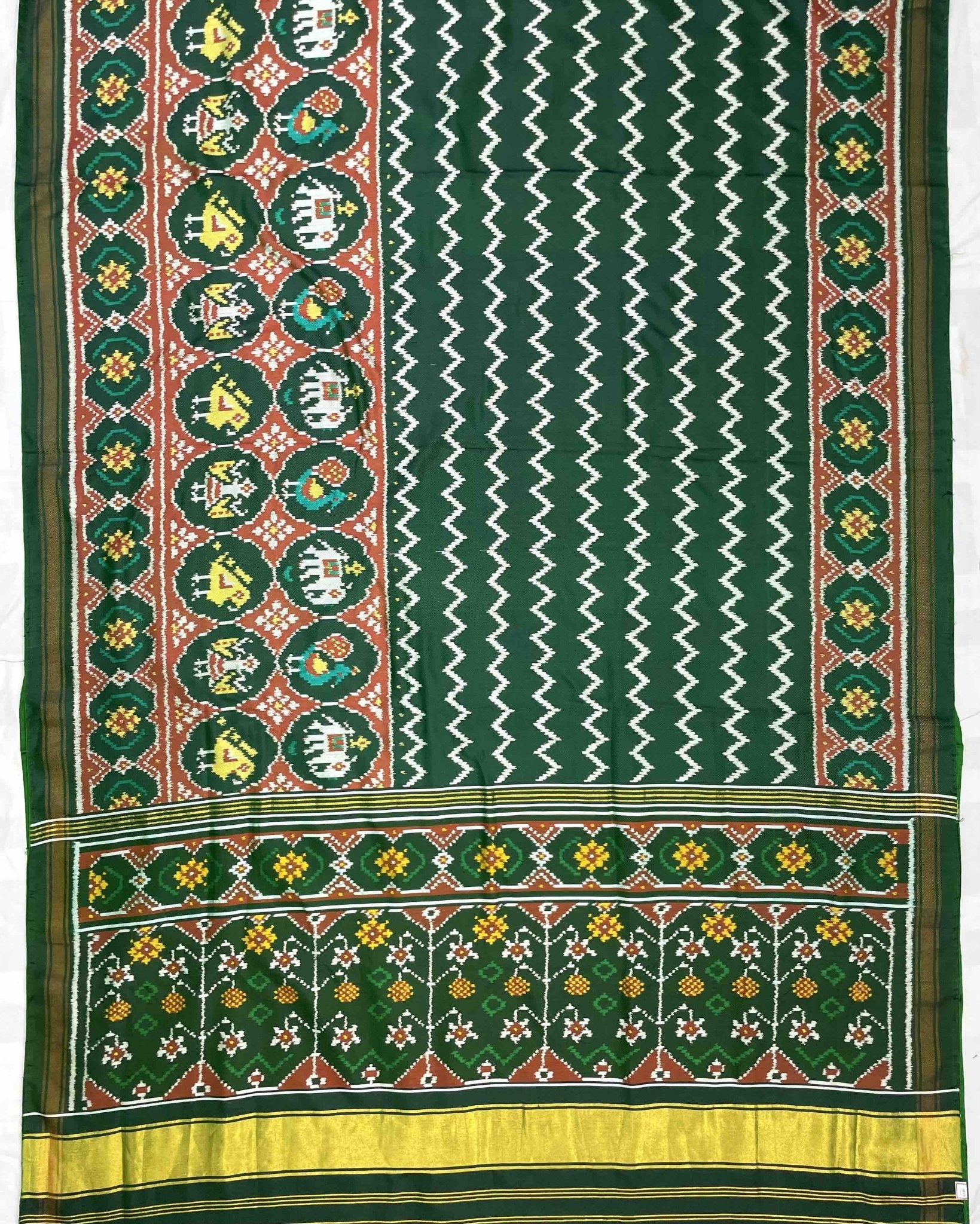 Green Zig Zag with Narikunj Scut Border Designer Patola Saree - SindhoiPatolaArt