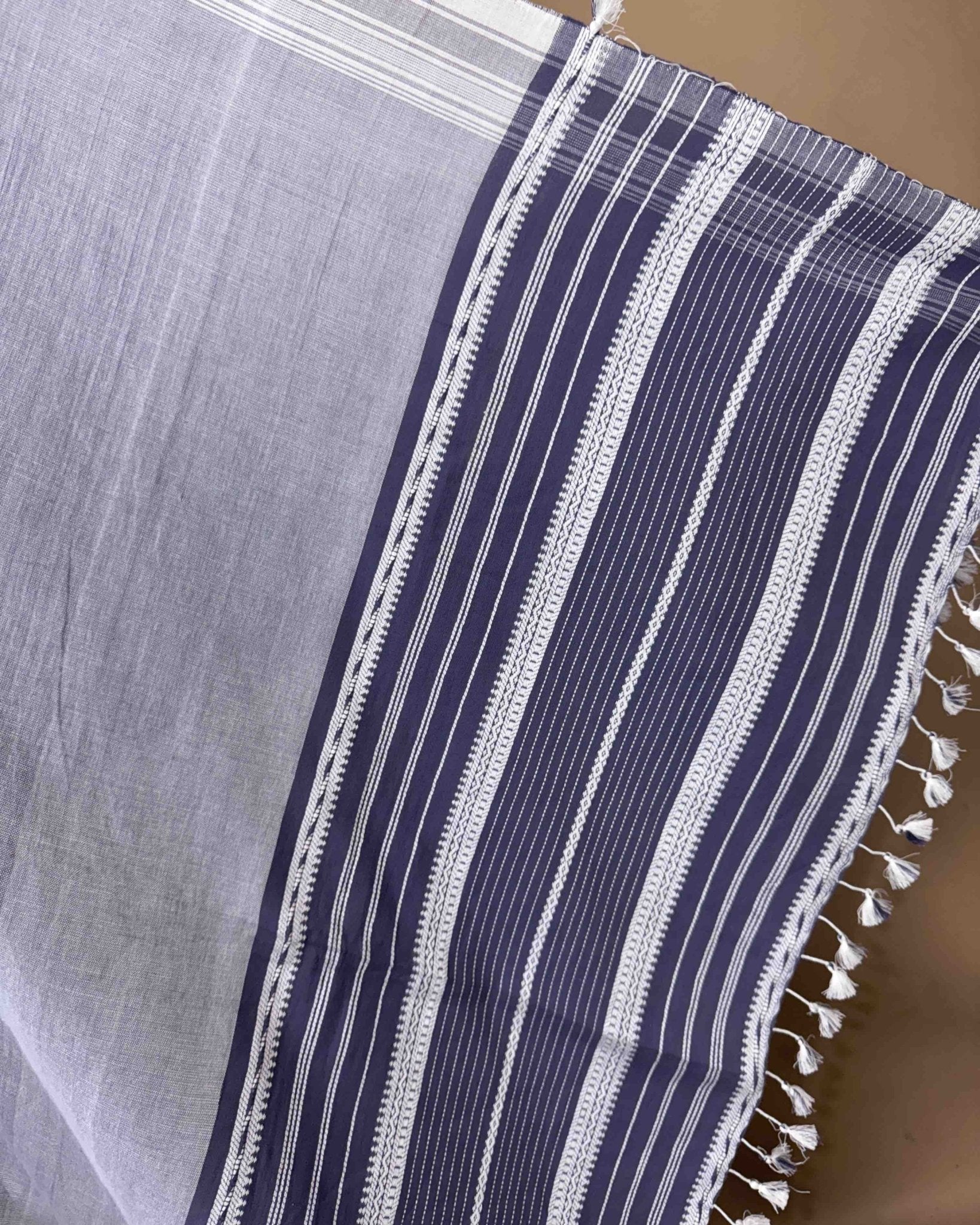 Grey & Greyish Blue Fine Cotton Dupatta - SindhoiPatolaArt