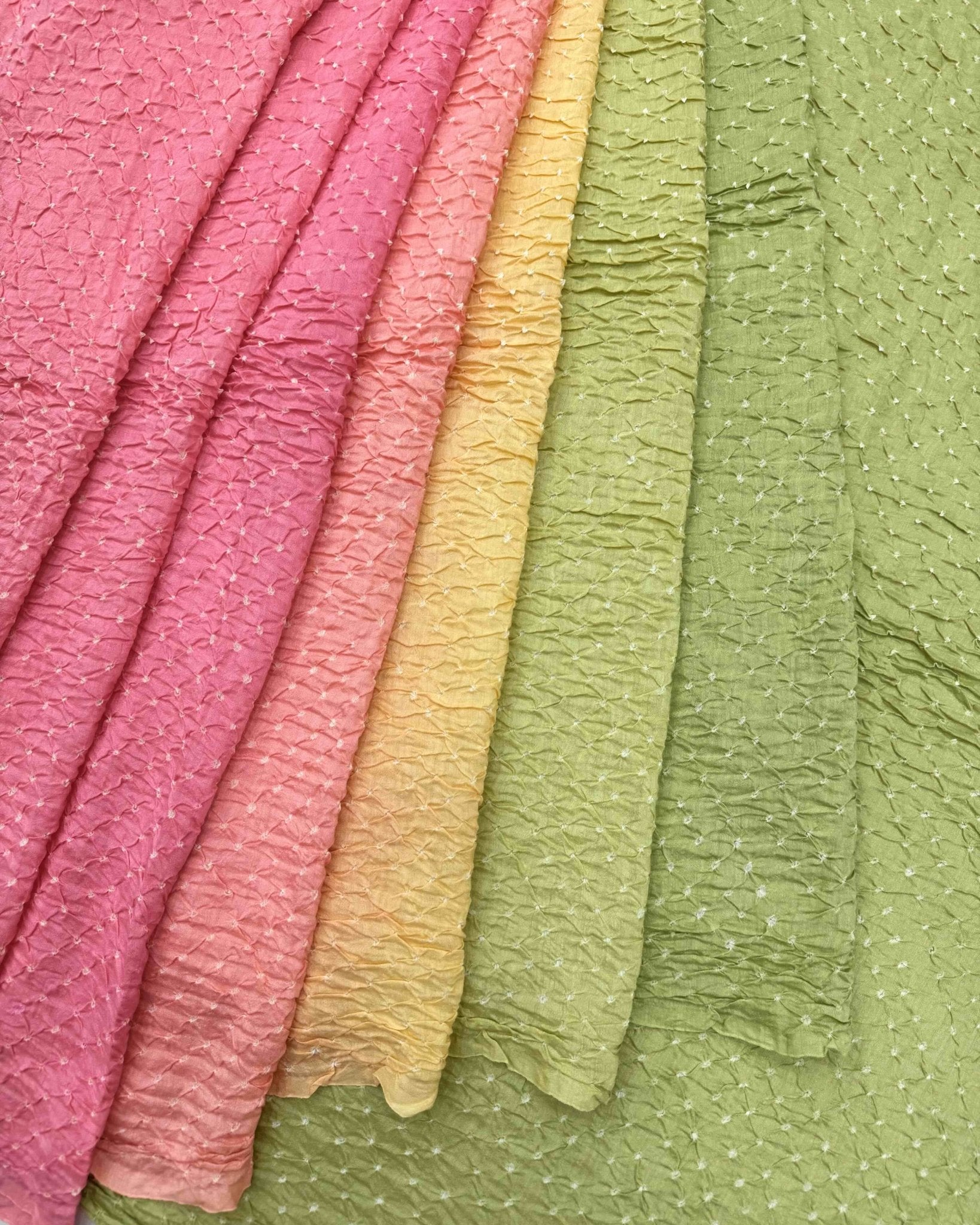 Light Green & Light Pink Shaded Munga Silk Bandhani Saree - SindhoiPatolaArt