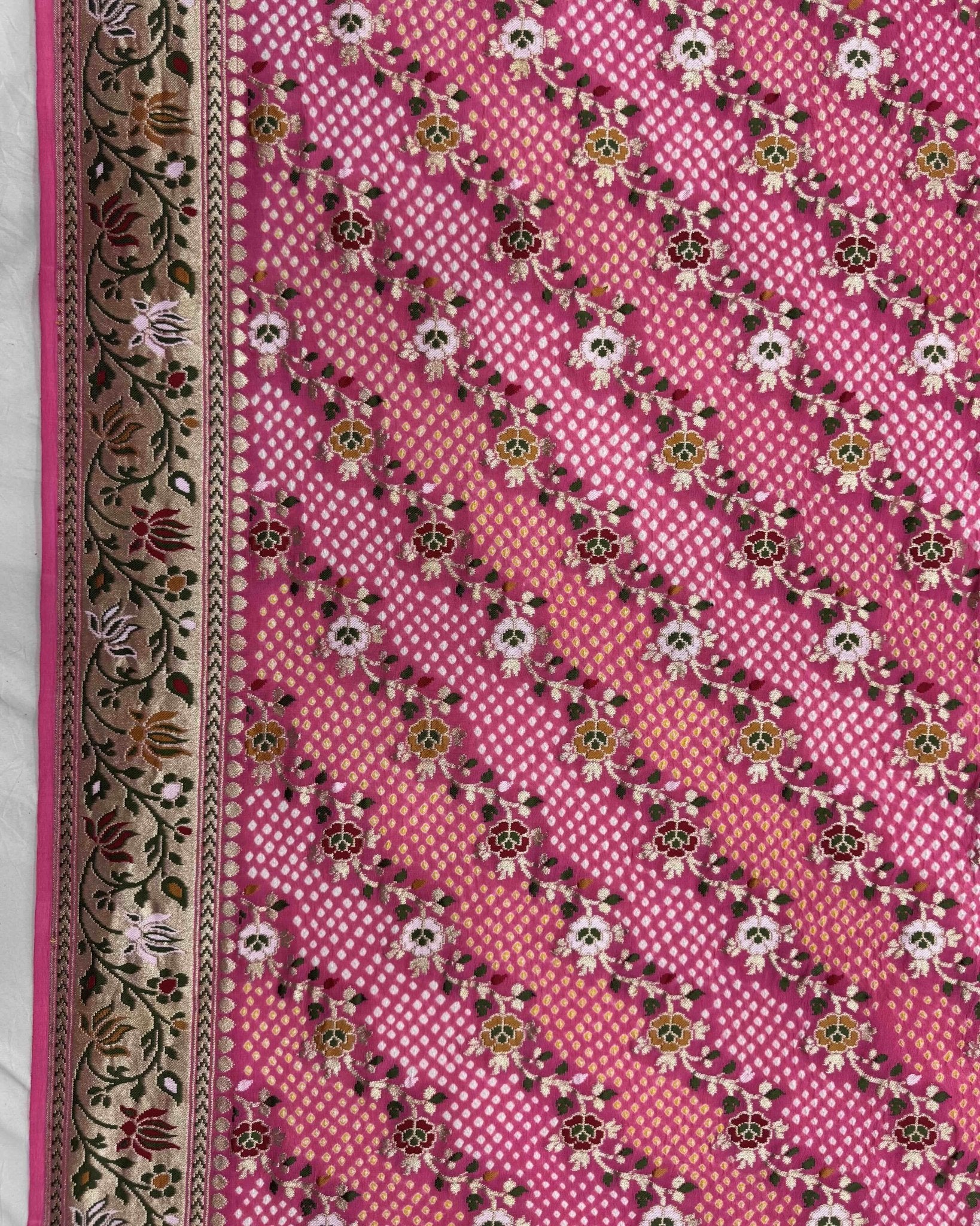 Light Pink Georgette Khaddi Bandhani Saree - SindhoiPatolaArt