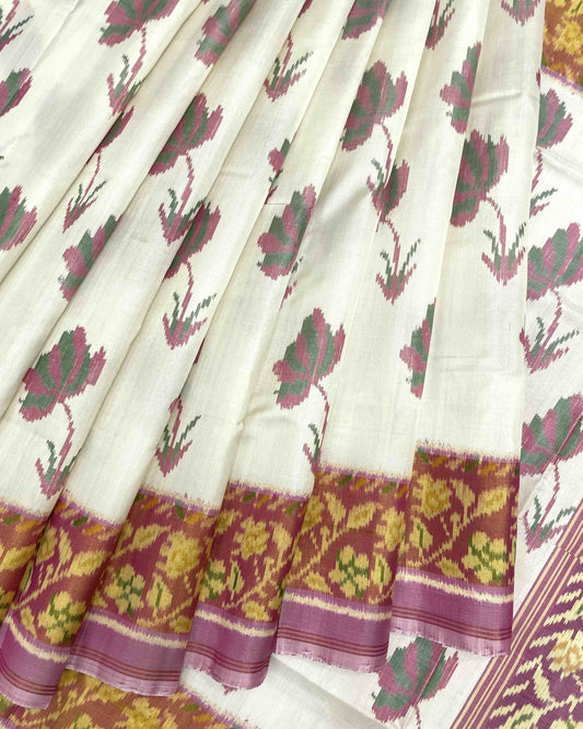 Light Pink & Off White Fancy Flower Patola Saree - SindhoiPatolaArt