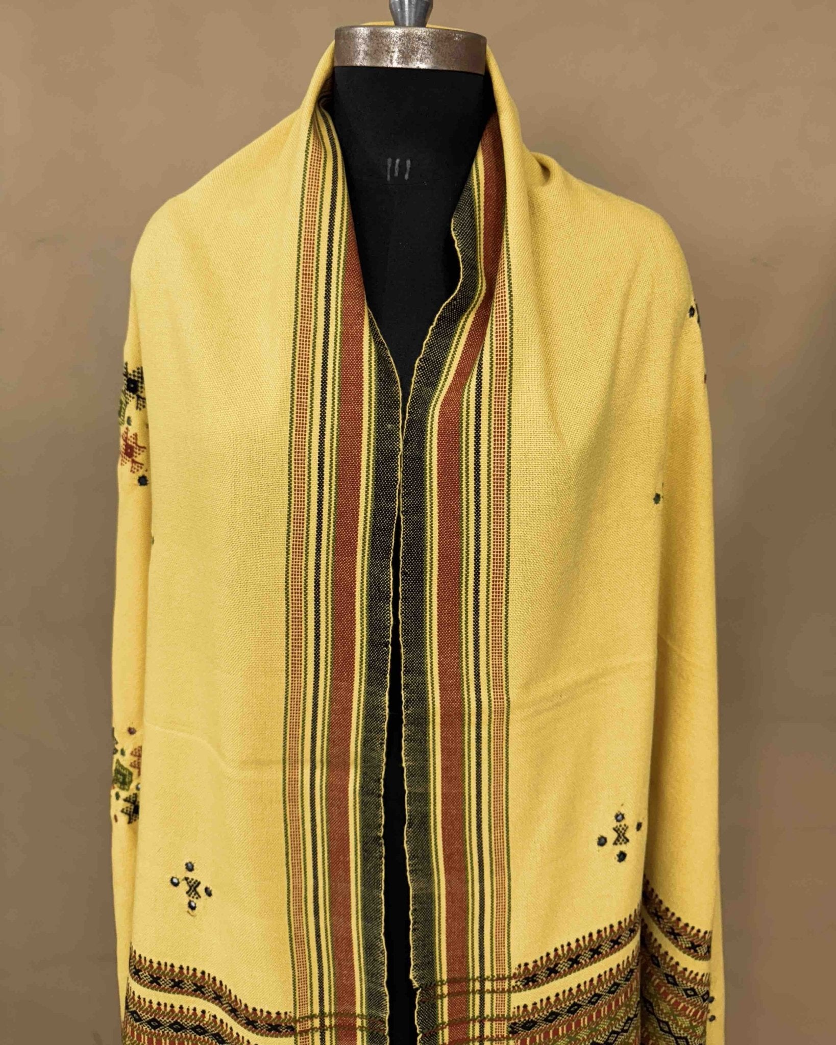 Light Yellow Chomukh Mirror Kutchi Woolen Shawl - SindhoiPatolaArt