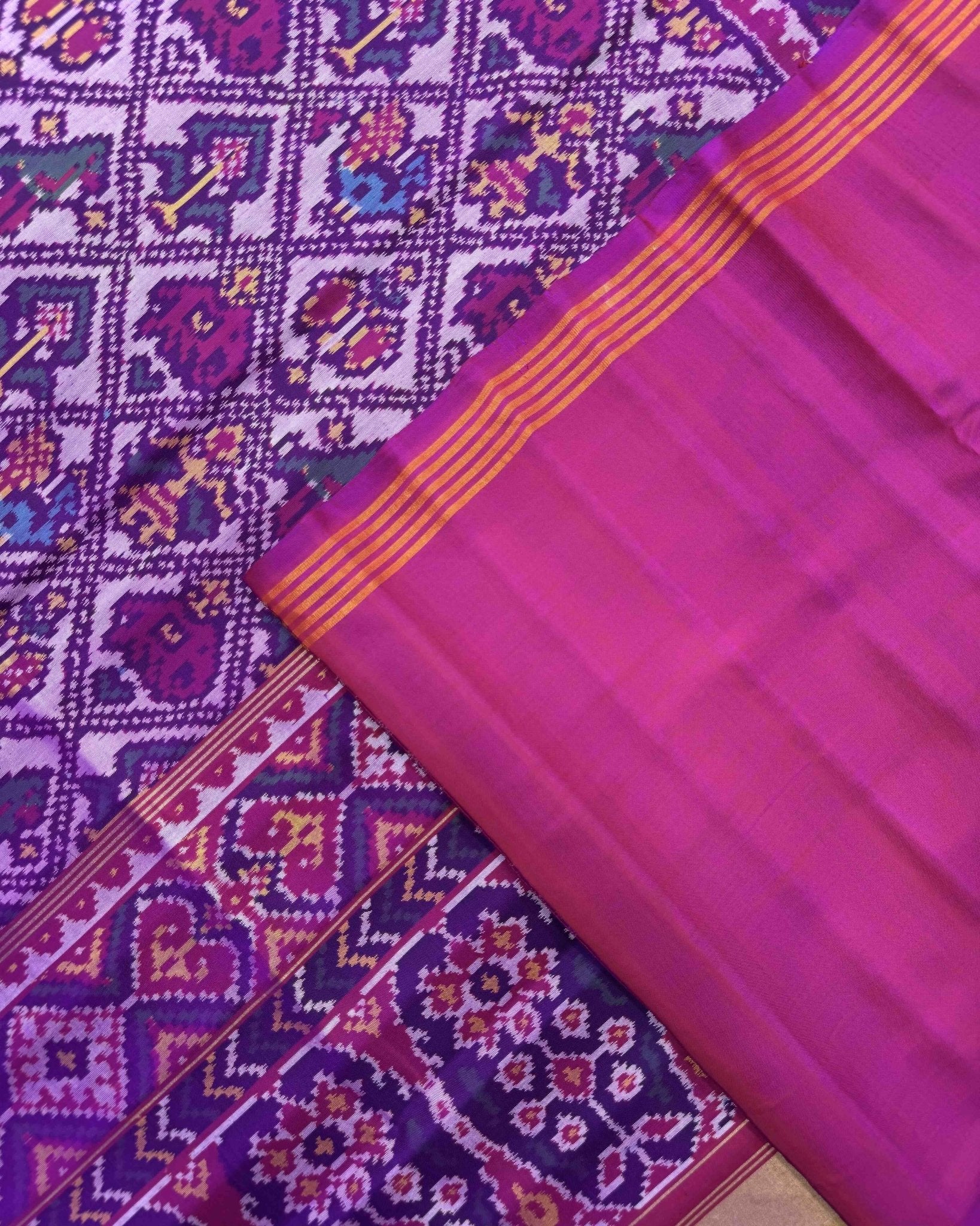 Magenta Purple & Purplish White Narikunj Semi Double Ikat Patola Saree - SindhoiPatolaArt