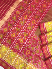 Maroon & Green Skirt border Rajkot Patola Saree - SindhoiPatolaArt