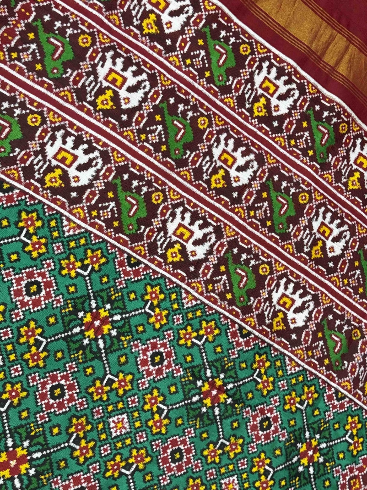 Maroon Green traditional Navratan Patan Patola - SindhoiPatolaArt
