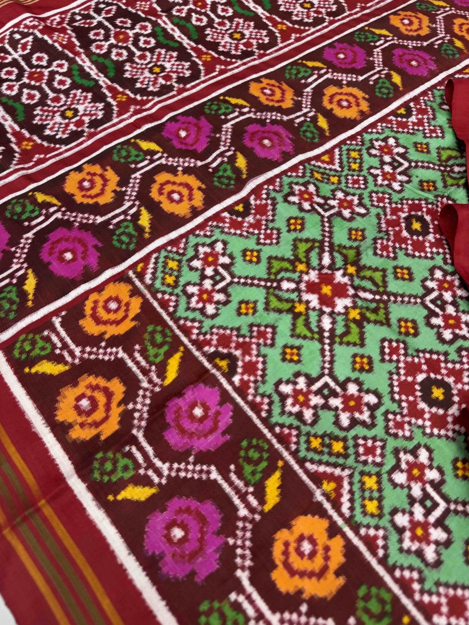 Maroon & Light green navaratan Patan Patola - SindhoiPatolaArt