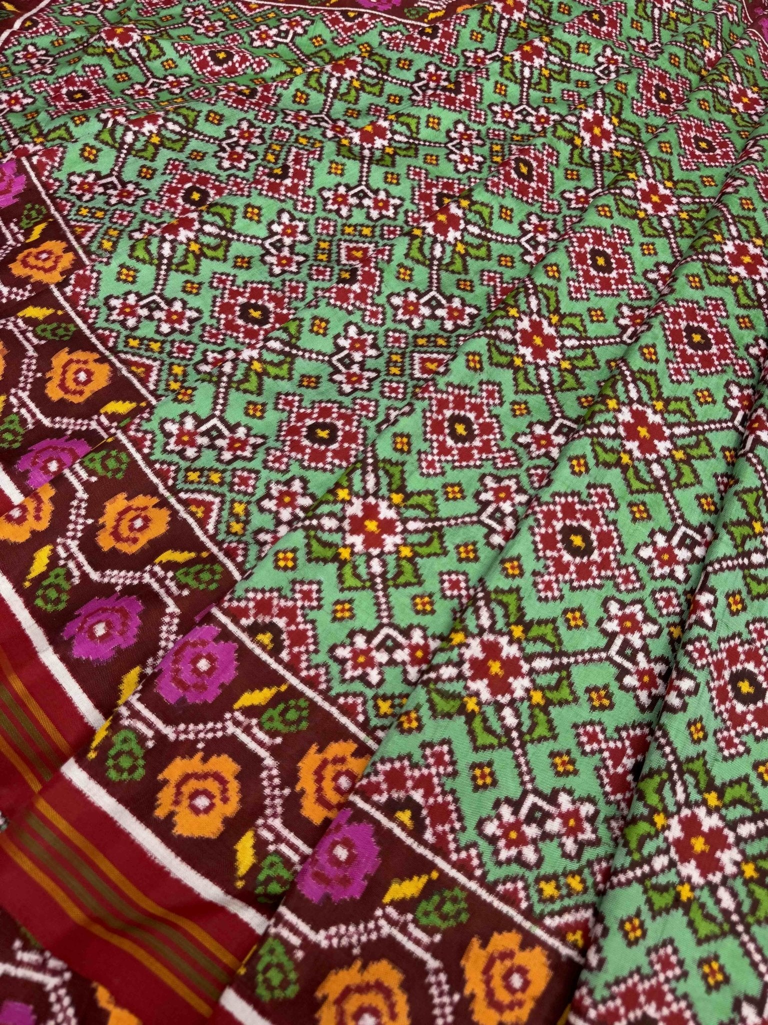 Maroon & Light green navaratan Patan Patola - SindhoiPatolaArt