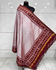 Maroon & Light Onion Plain Double Ikat Patola Dupatta - SindhoiPatolaArt