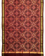 Maroon Manekchowk Patola Dupatta - SindhoiPatolaArt