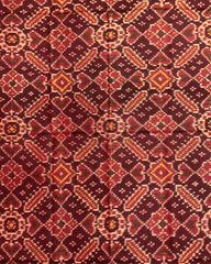 Maroon Manekchowk Patola Dupatta - SindhoiPatolaArt