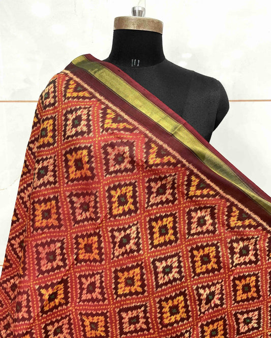 Maroon & Red Panchanda Patola Dupatta - SindhoiPatolaArt