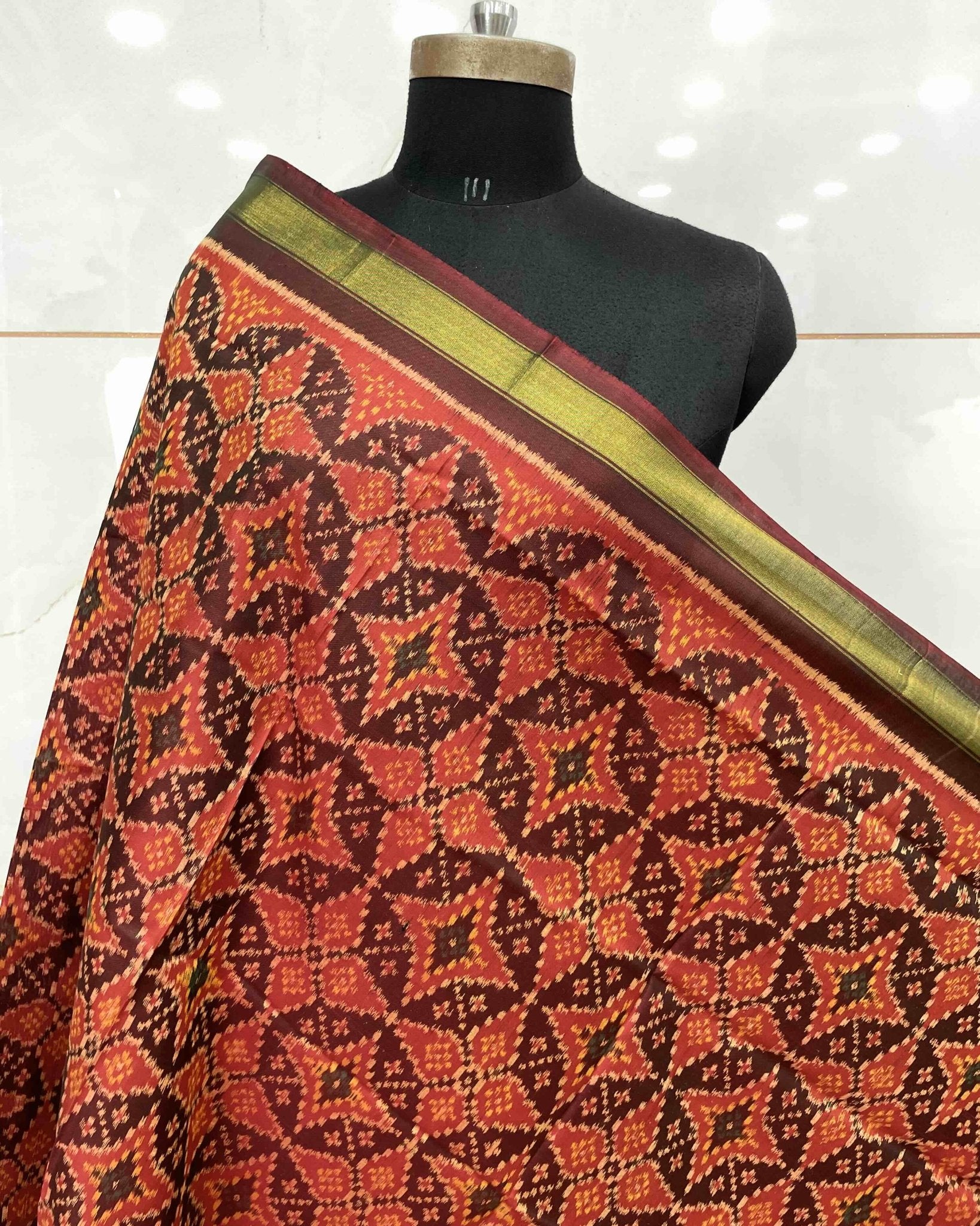 Maroon & Red Solsitara Design Patola Dupatta - SindhoiPatolaArt