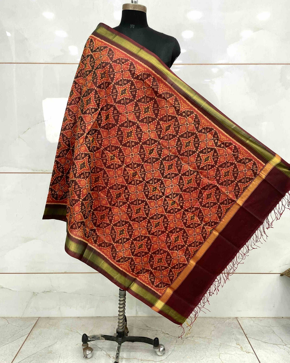 Maroon & Red Solsitara Design Patola Dupatta - SindhoiPatolaArt