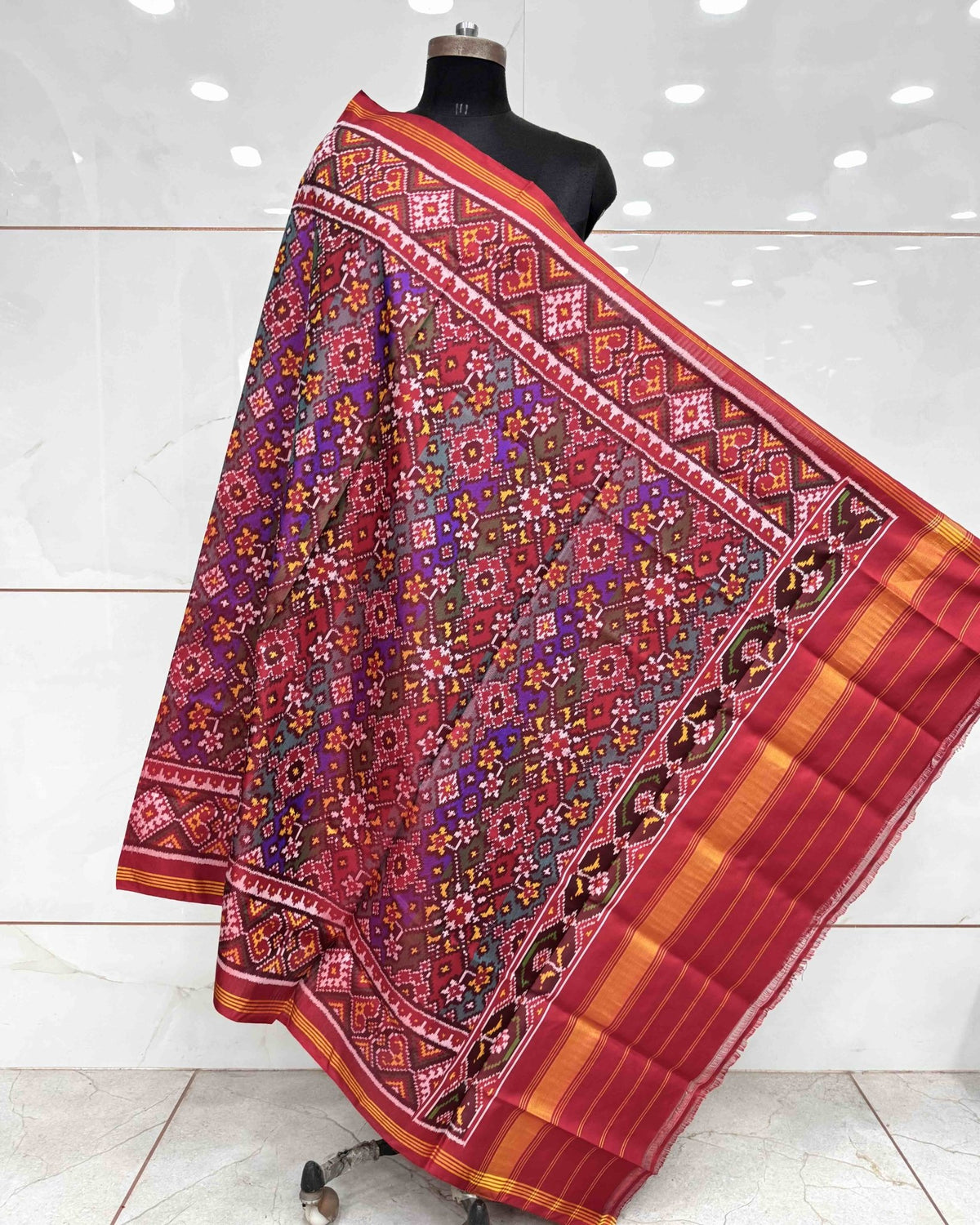 Multicolour Navratan Patola Dupatta - SindhoiPatolaArt