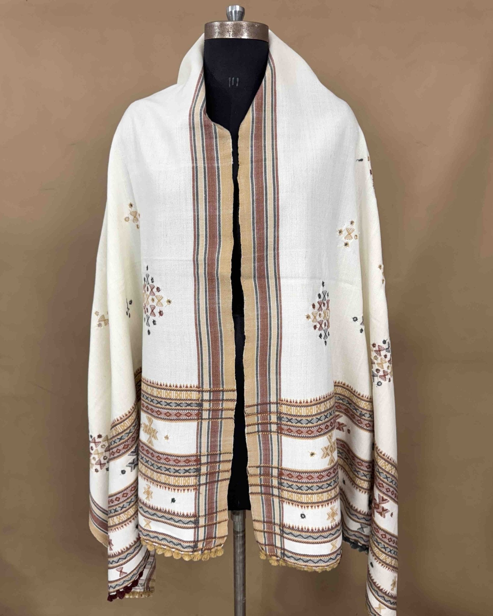 Off White Butta Mirror Kutchi Woolen Shawl - SindhoiPatolaArt