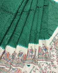 Off white & Green Madhubani Bandhani Saree - SindhoiPatolaArt