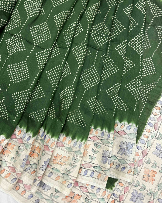 Off white & Green Madhubani Bandhani Saree - SindhoiPatolaArt