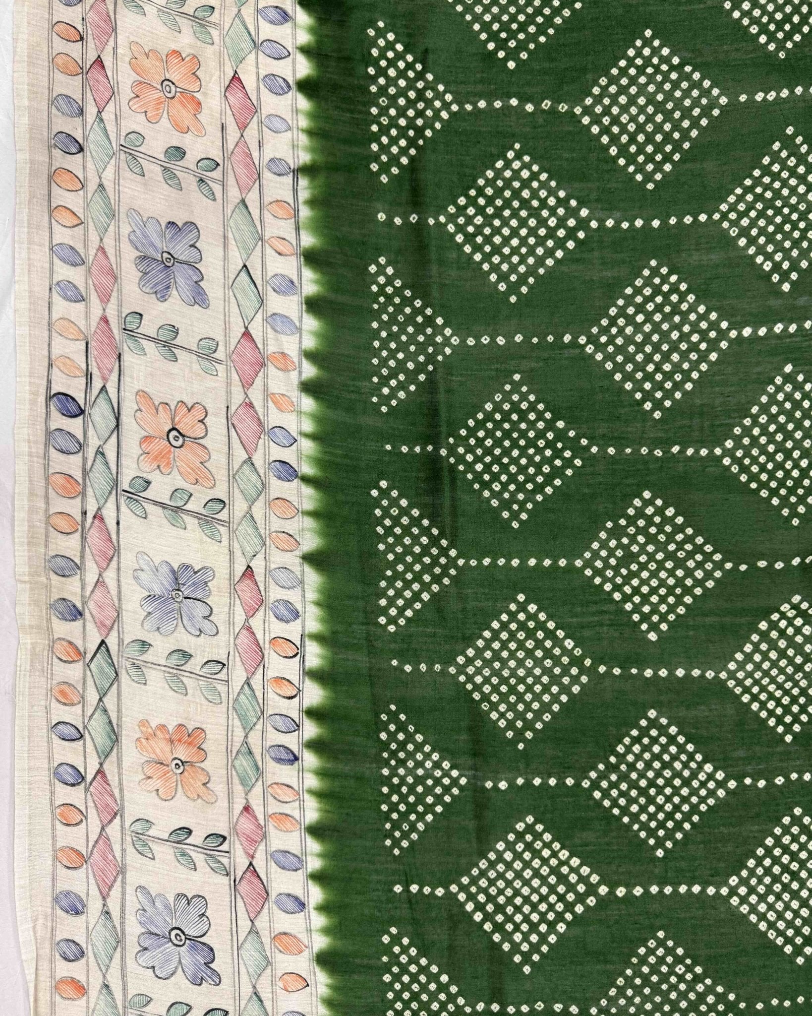 Off white & Green Madhubani Bandhani Saree - SindhoiPatolaArt