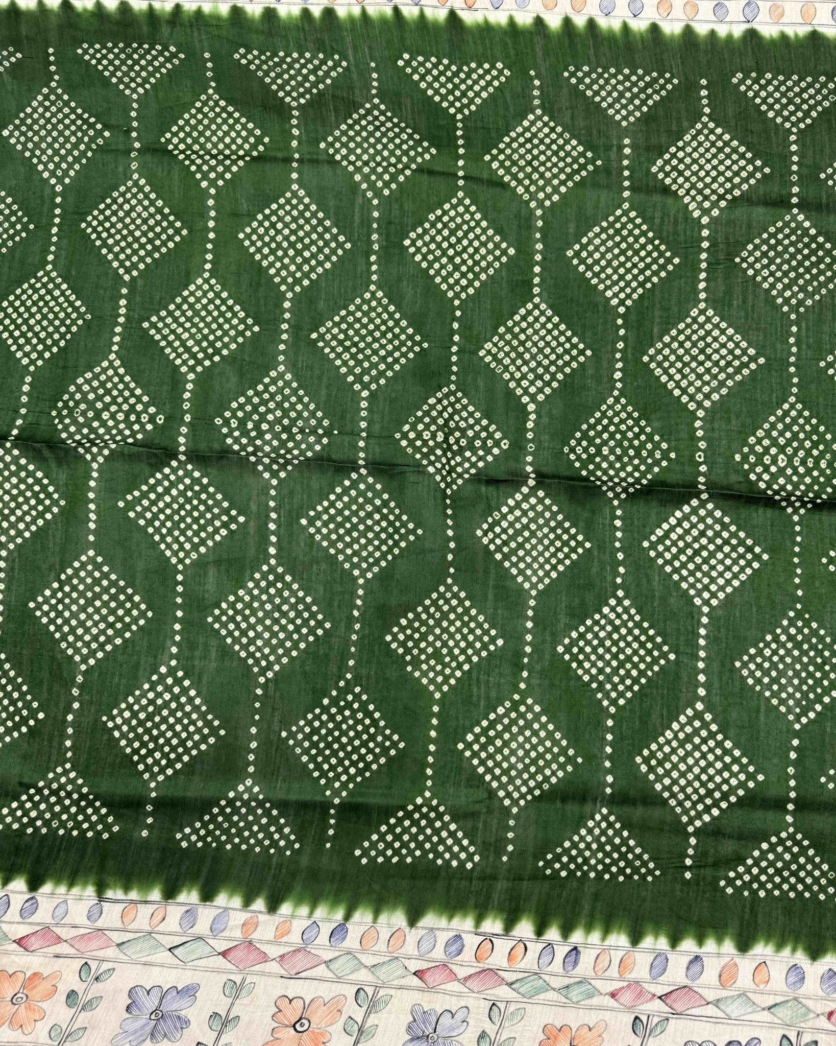Off white & Green Madhubani Bandhani Saree - SindhoiPatolaArt