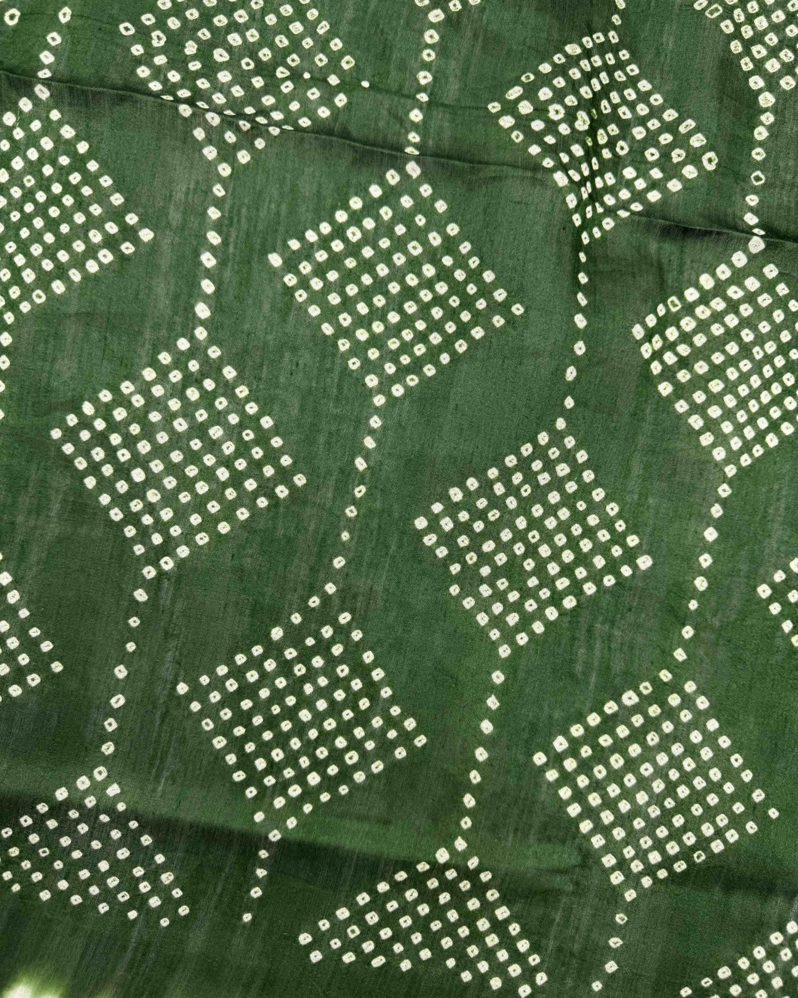 Off white & Green Madhubani Bandhani Saree - SindhoiPatolaArt
