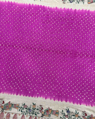 Off white & Pink Madhubani Bandhani Saree - SindhoiPatolaArt