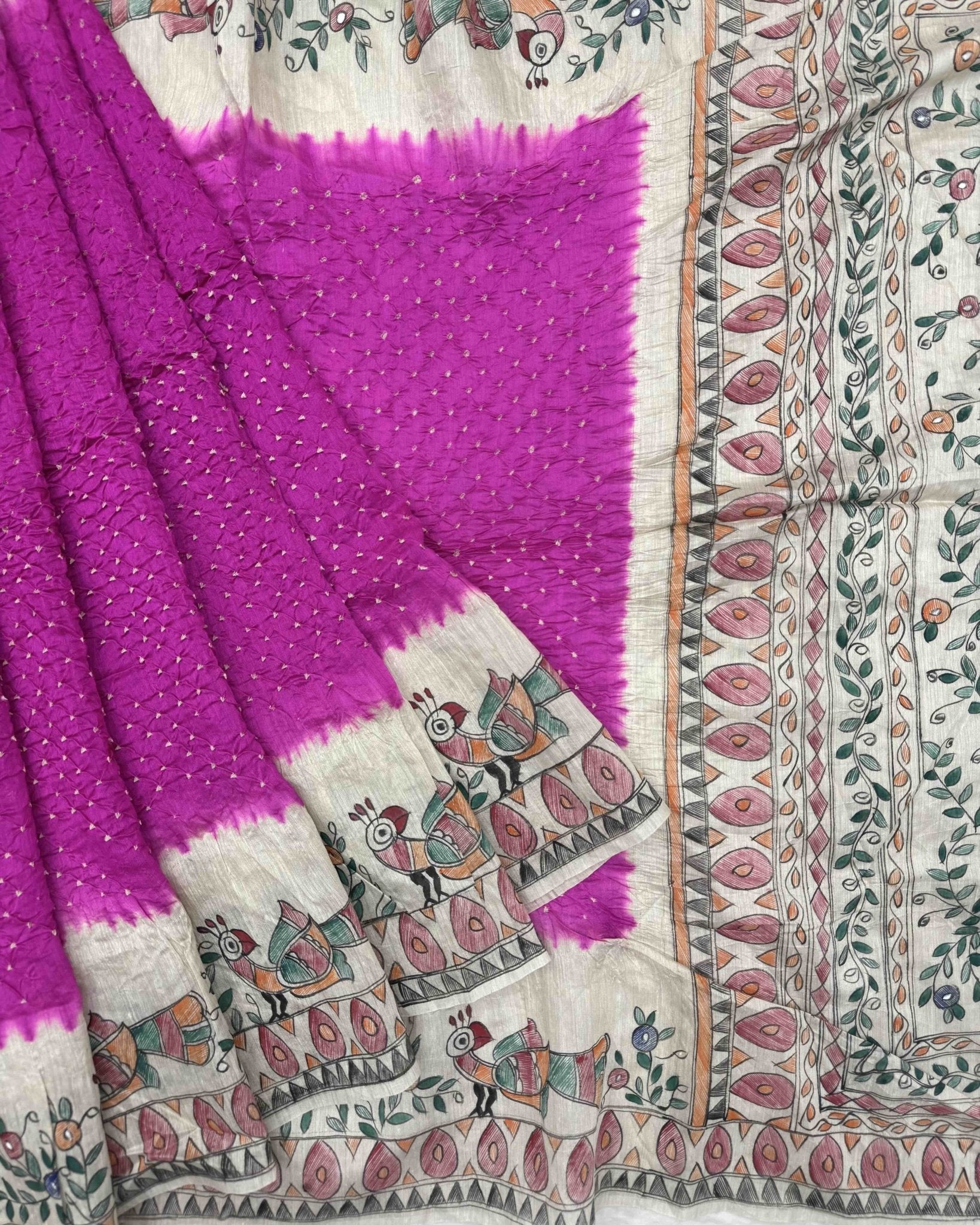 Off white & Pink Madhubani Bandhani Saree - SindhoiPatolaArt