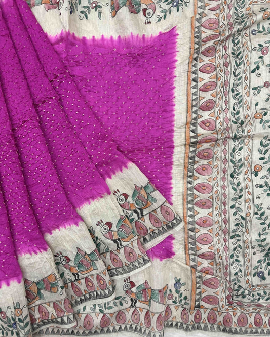 Off white & Pink Madhubani Bandhani Saree - SindhoiPatolaArt