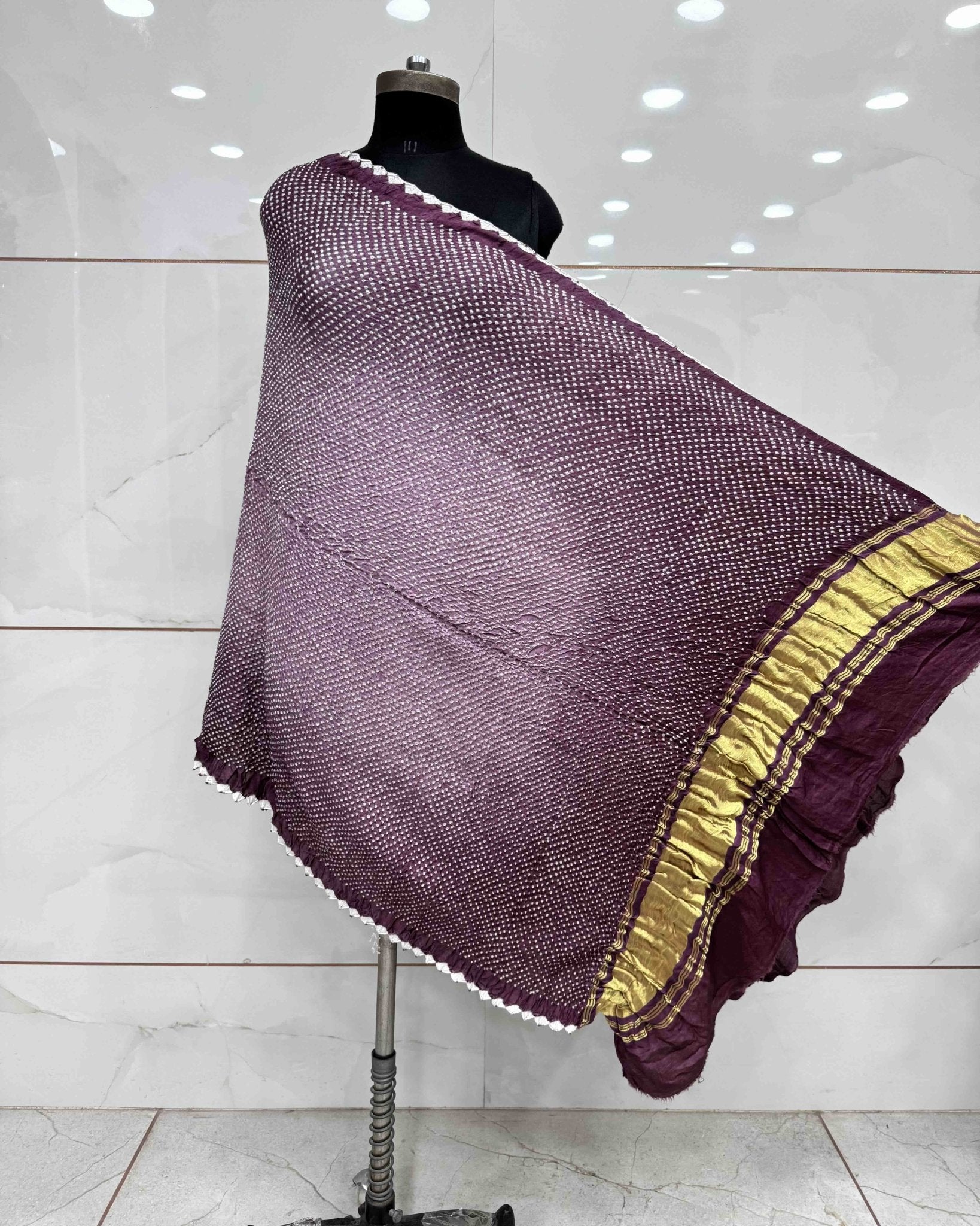 Onion Shaded Gajji Silk Bandhani Dupatta - SindhoiPatolaArt