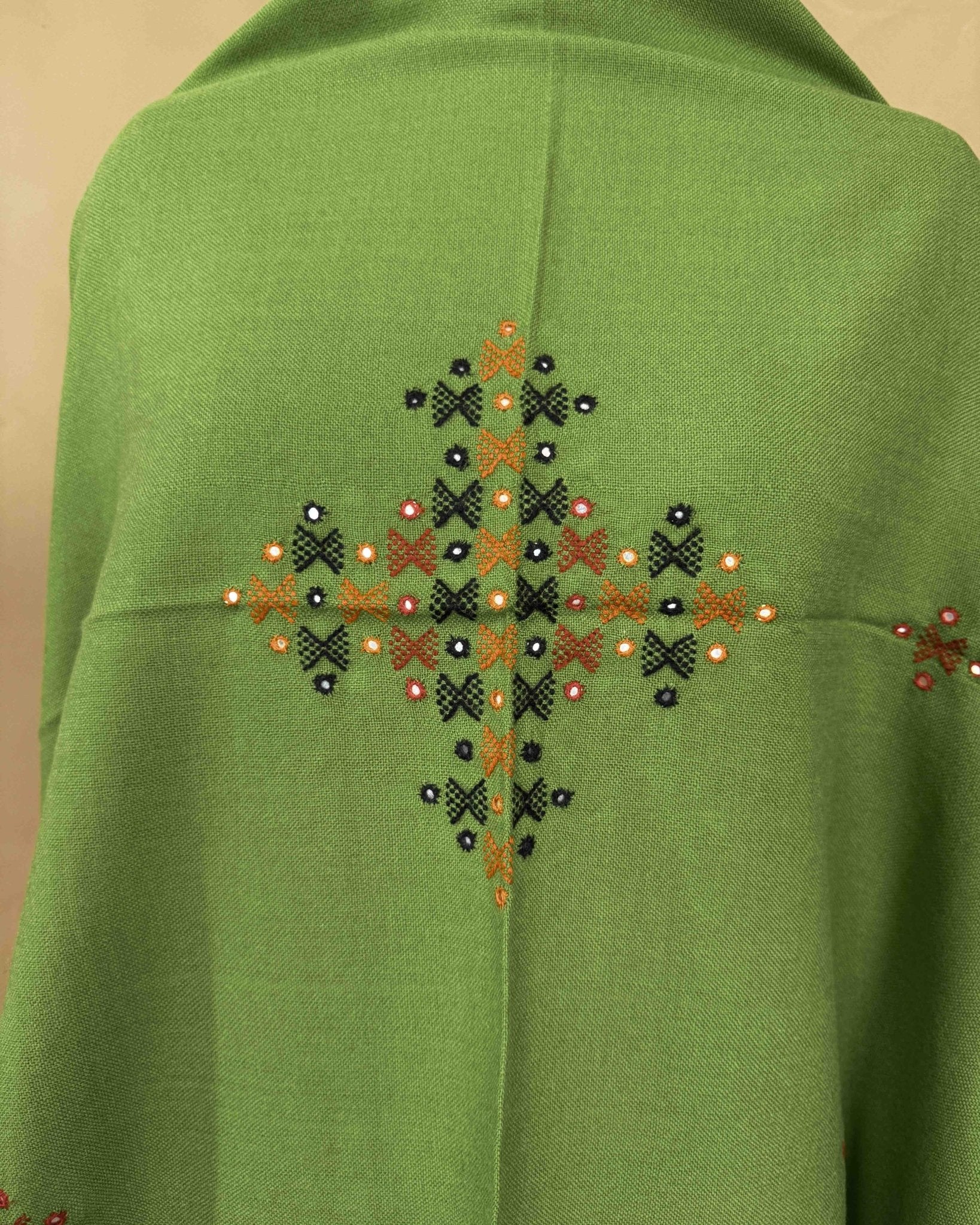 Parrot Green Butta Mirror & Corner Mirror Kutchi Woolen Shawl - SindhoiPatolaArt