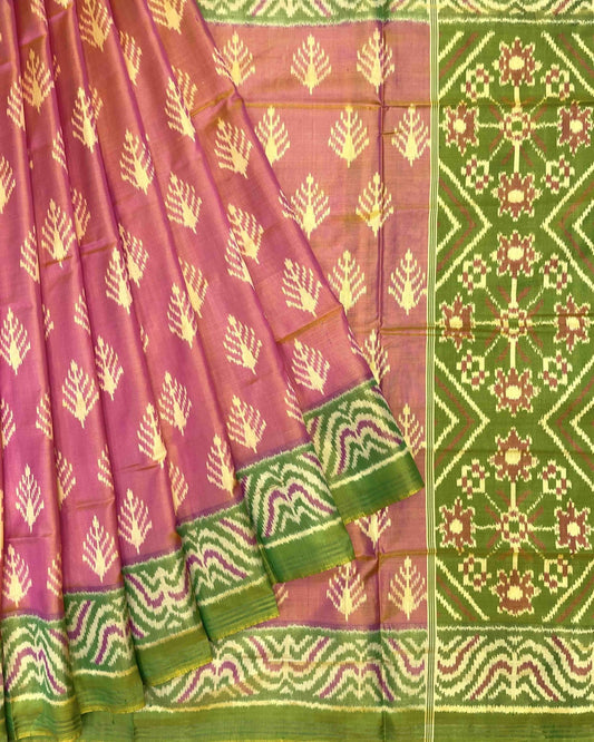 Parrot Green & Peack Pink Fancy Leaves Patola Saree - SindhoiPatolaArt