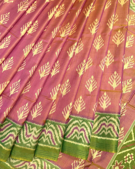 Parrot Green & Peack Pink Fancy Leaves Patola Saree - SindhoiPatolaArt