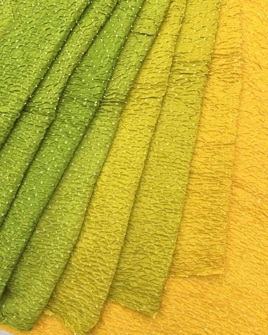 Parrot Green & Yellow Shaded Munga Silk Bandhani Saree - SindhoiPatolaArt