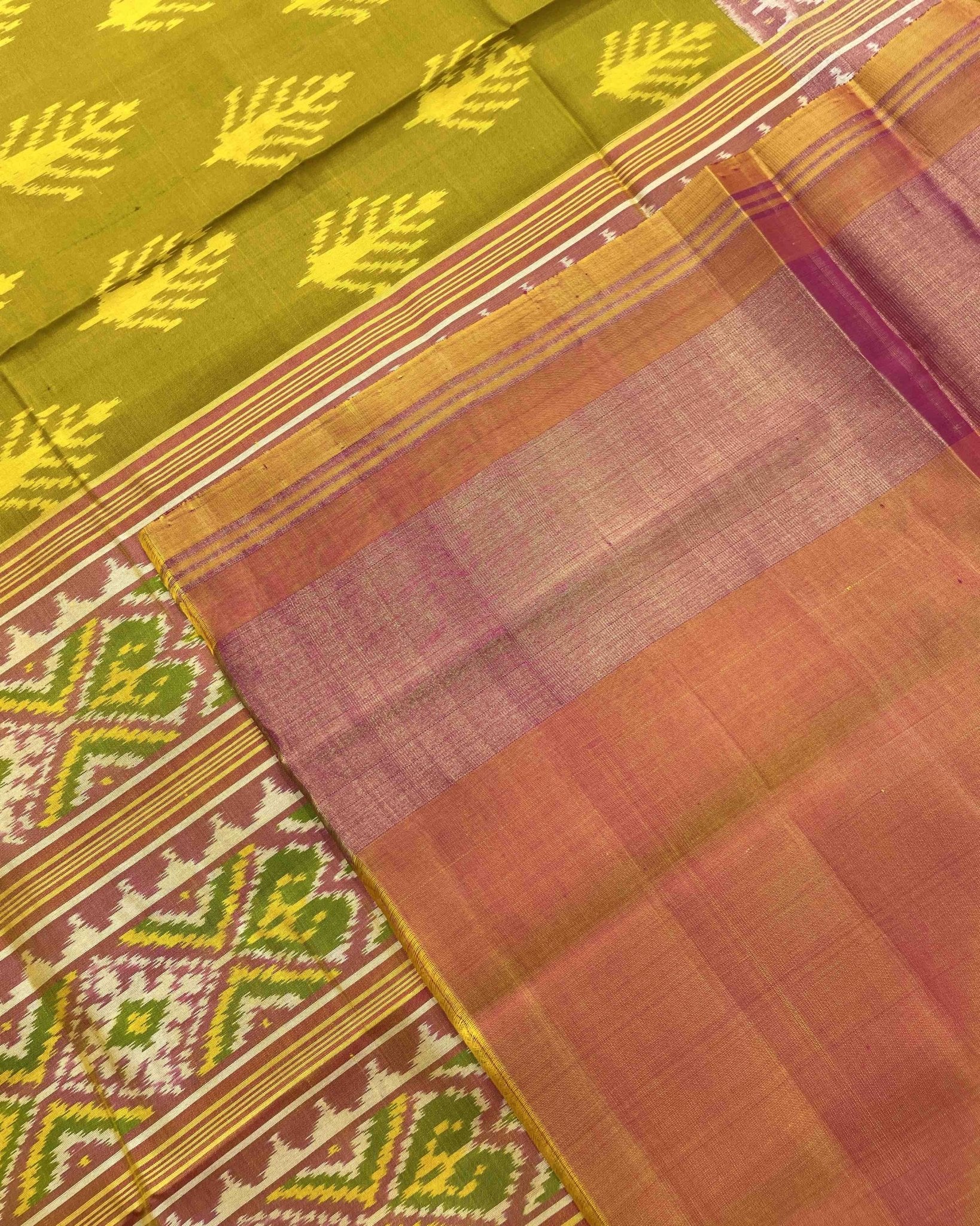 Peach & Mehendi Fancy Leaves Patola Saree - SindhoiPatolaArt
