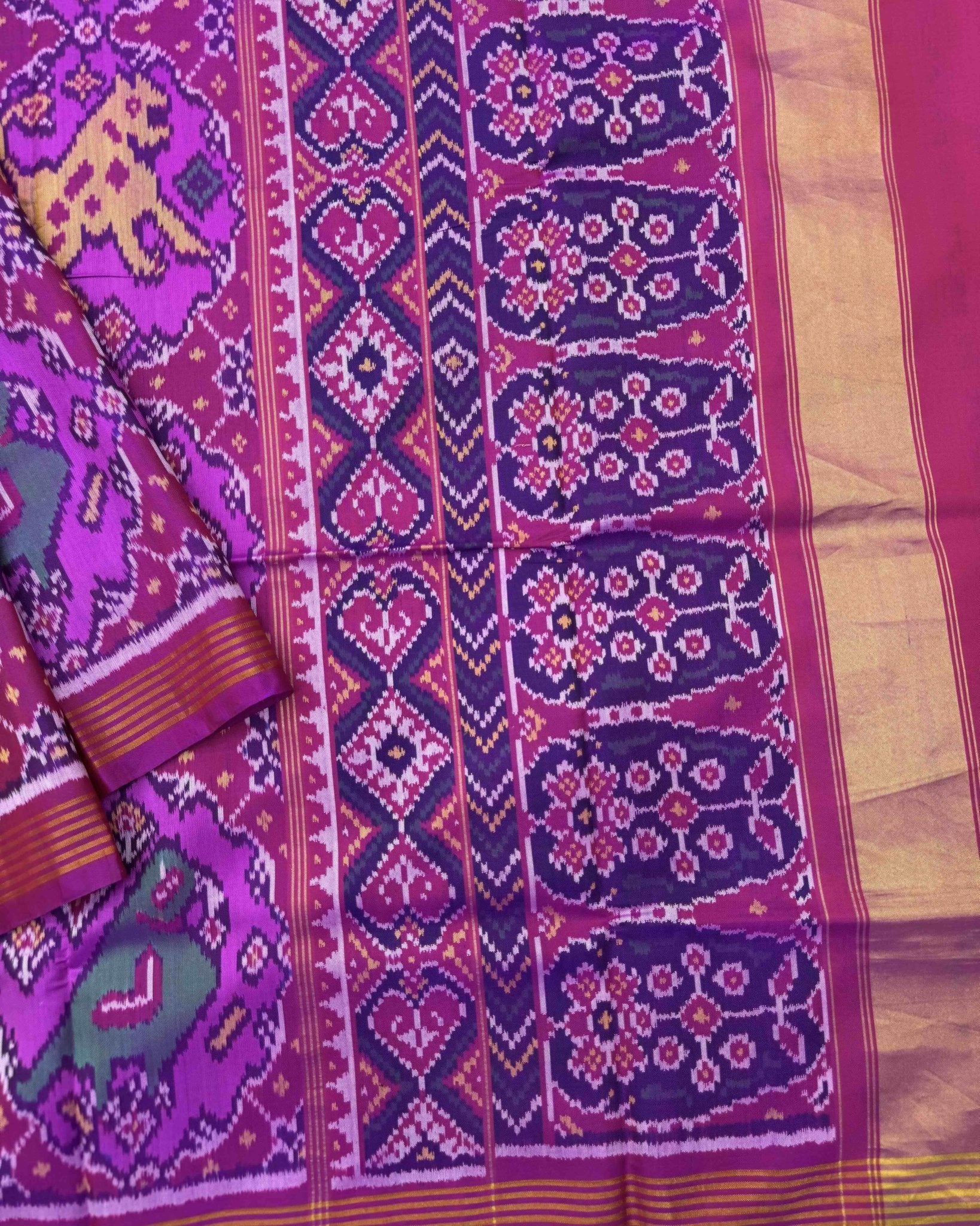Pink Big Figure Narikunj Semi Double Ikat Patola Saree - SindhoiPatolaArt