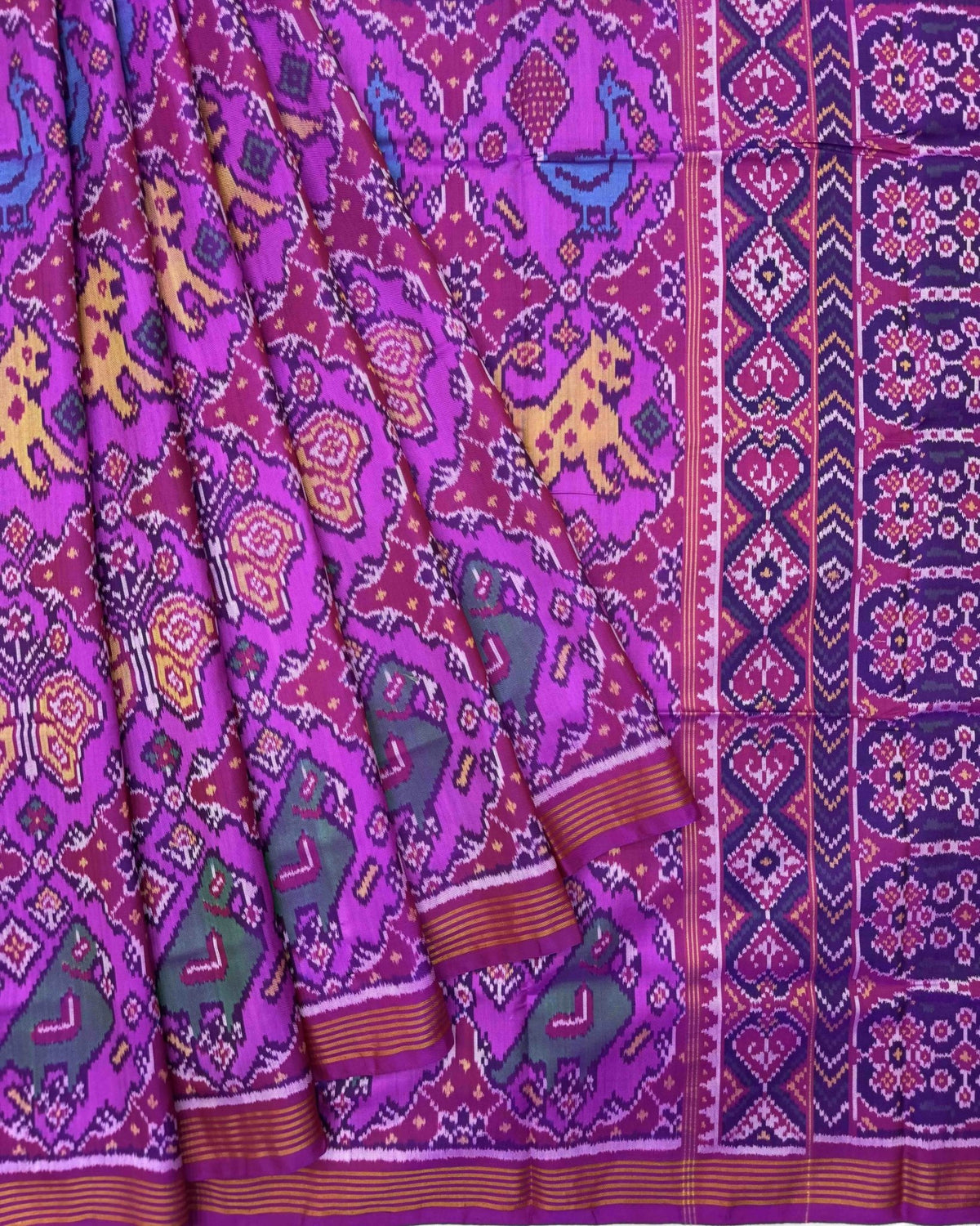Pink Big Figure Narikunj Semi Double Ikat Patola Saree - SindhoiPatolaArt