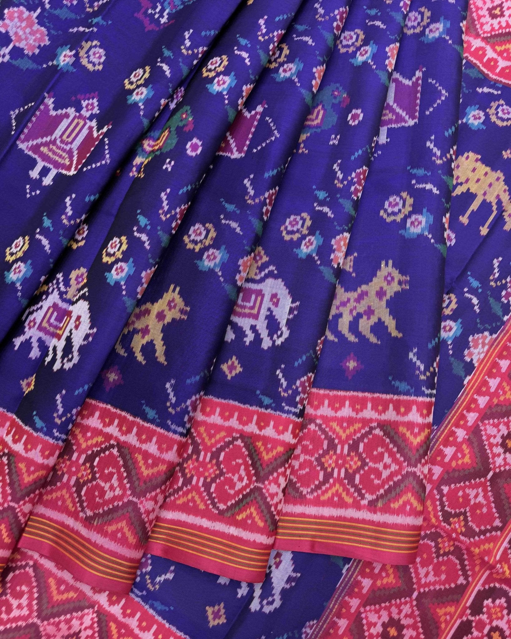 Pink & Blue Big Figure Narikunj Semi Double Ikat Patola Saree - SindhoiPatolaArt