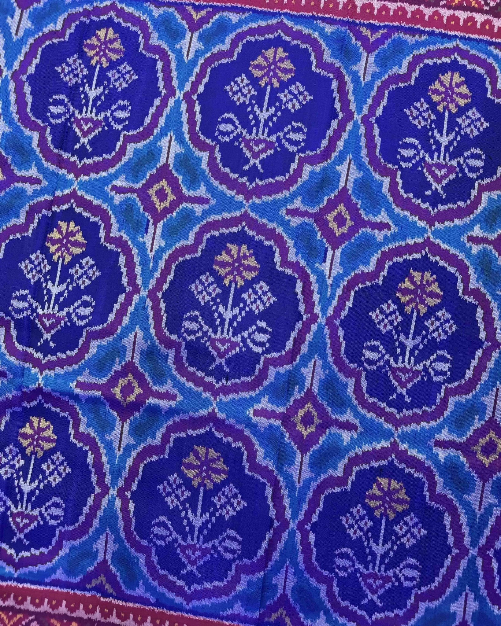 Pink & Blue Chhabdi Flower Semi Double Ikat Patola Saree - SindhoiPatolaArt