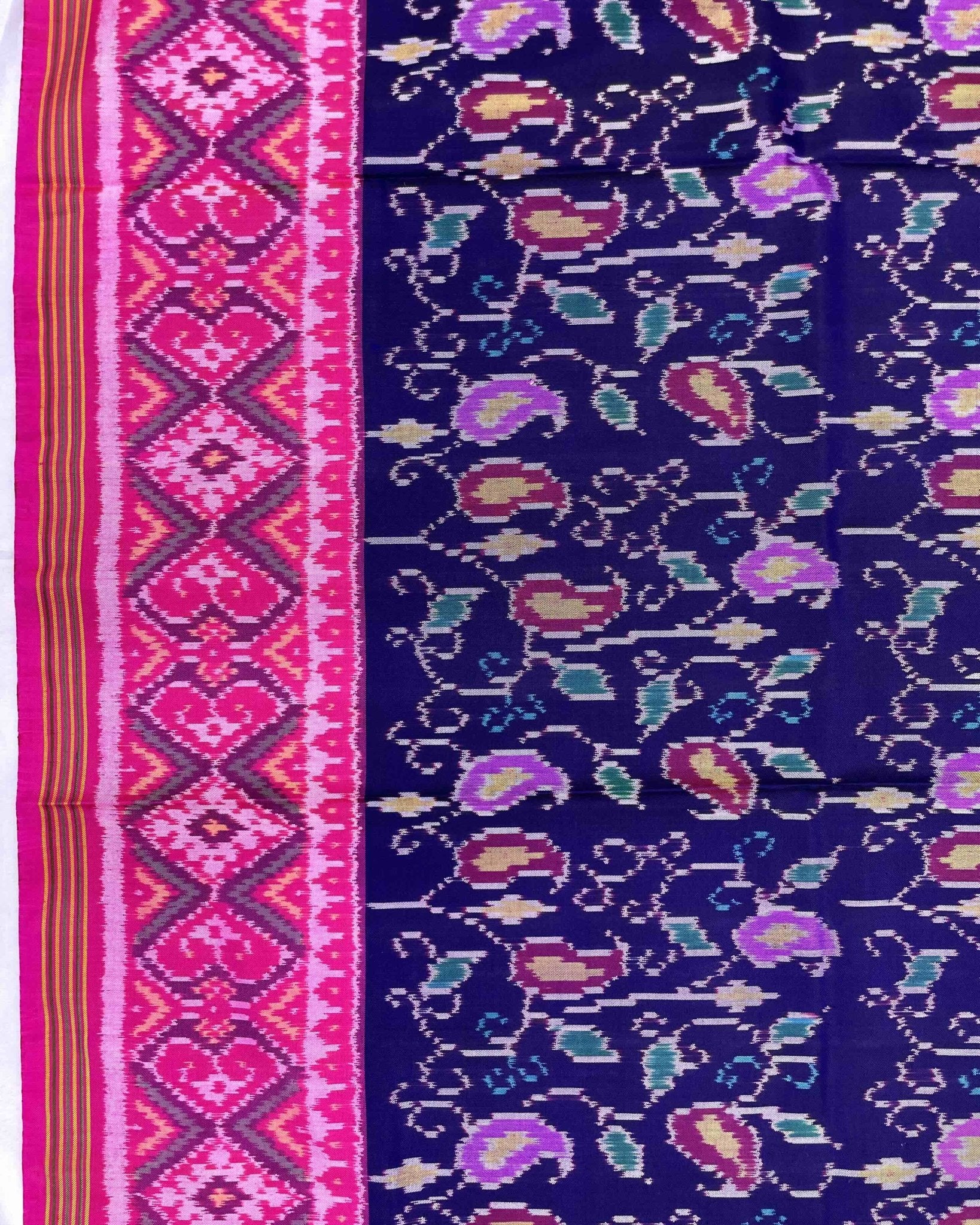 Pink & Blue Fancy Leaves Patola Saree - SindhoiPatolaArt