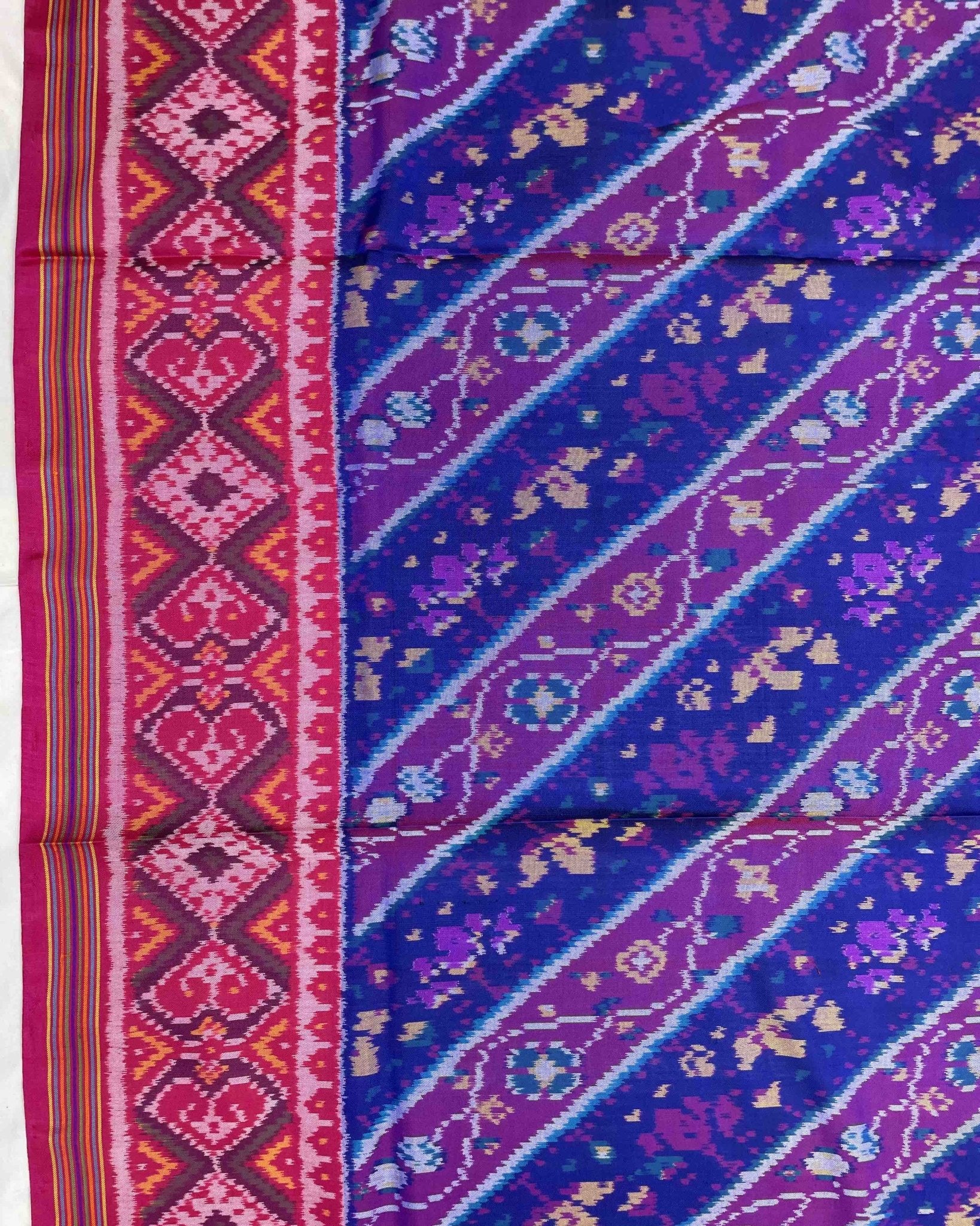 Pink & Blue Leaves Leheriya Patola Saree - SindhoiPatolaArt