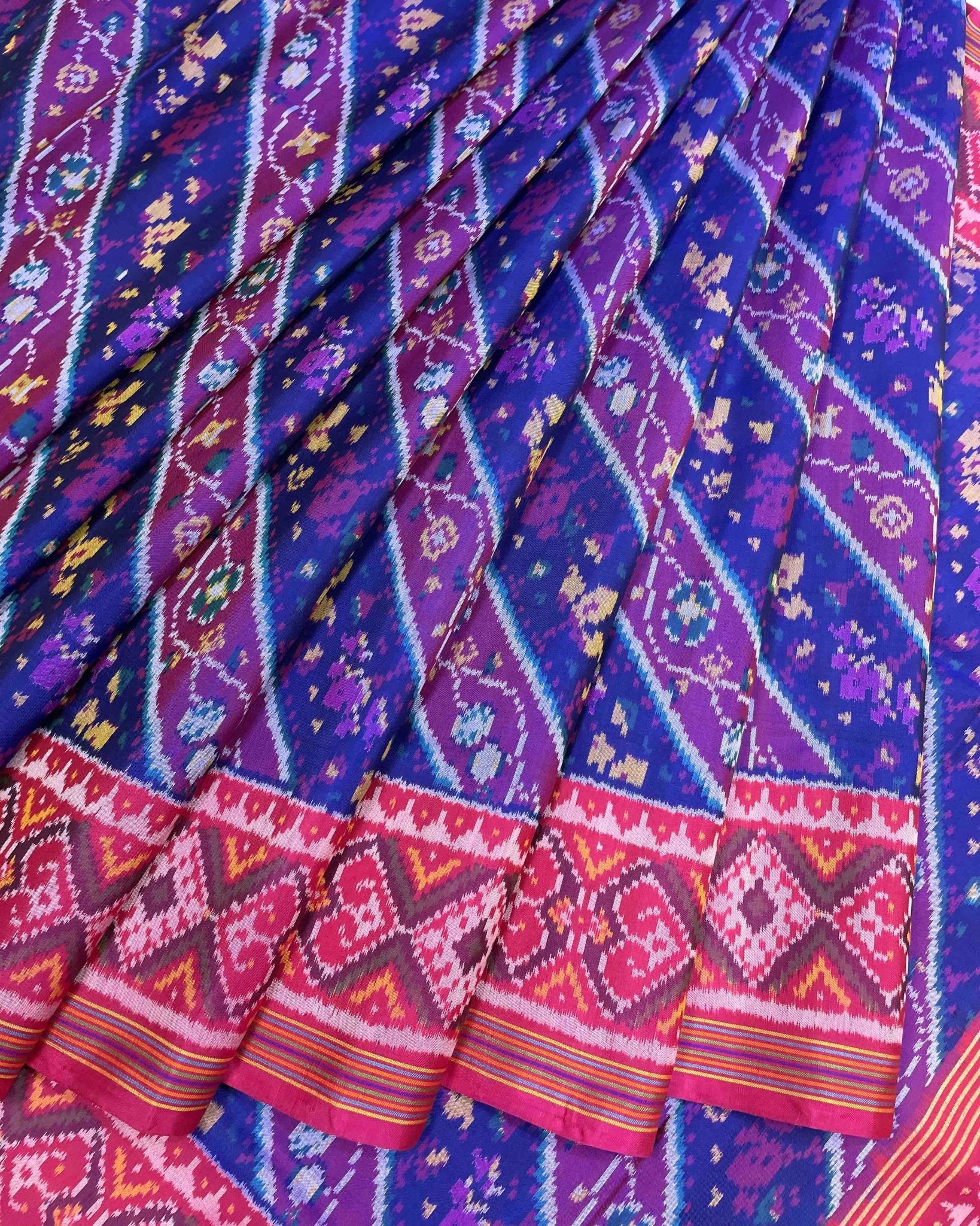 Pink & Blue Leaves Leheriya Patola Saree - SindhoiPatolaArt